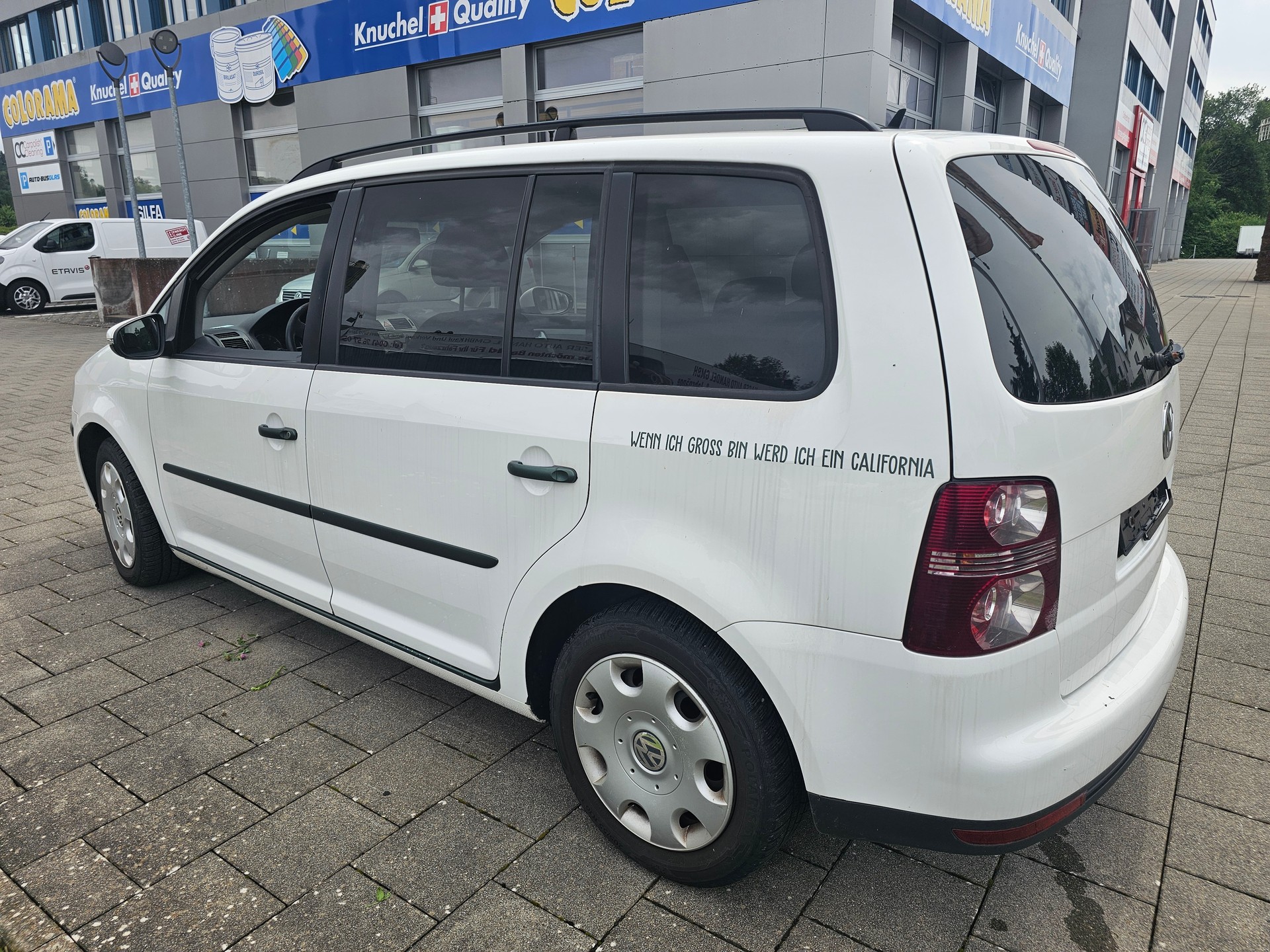 VW Touran 1.4 TSI Trendline DSG-image-4