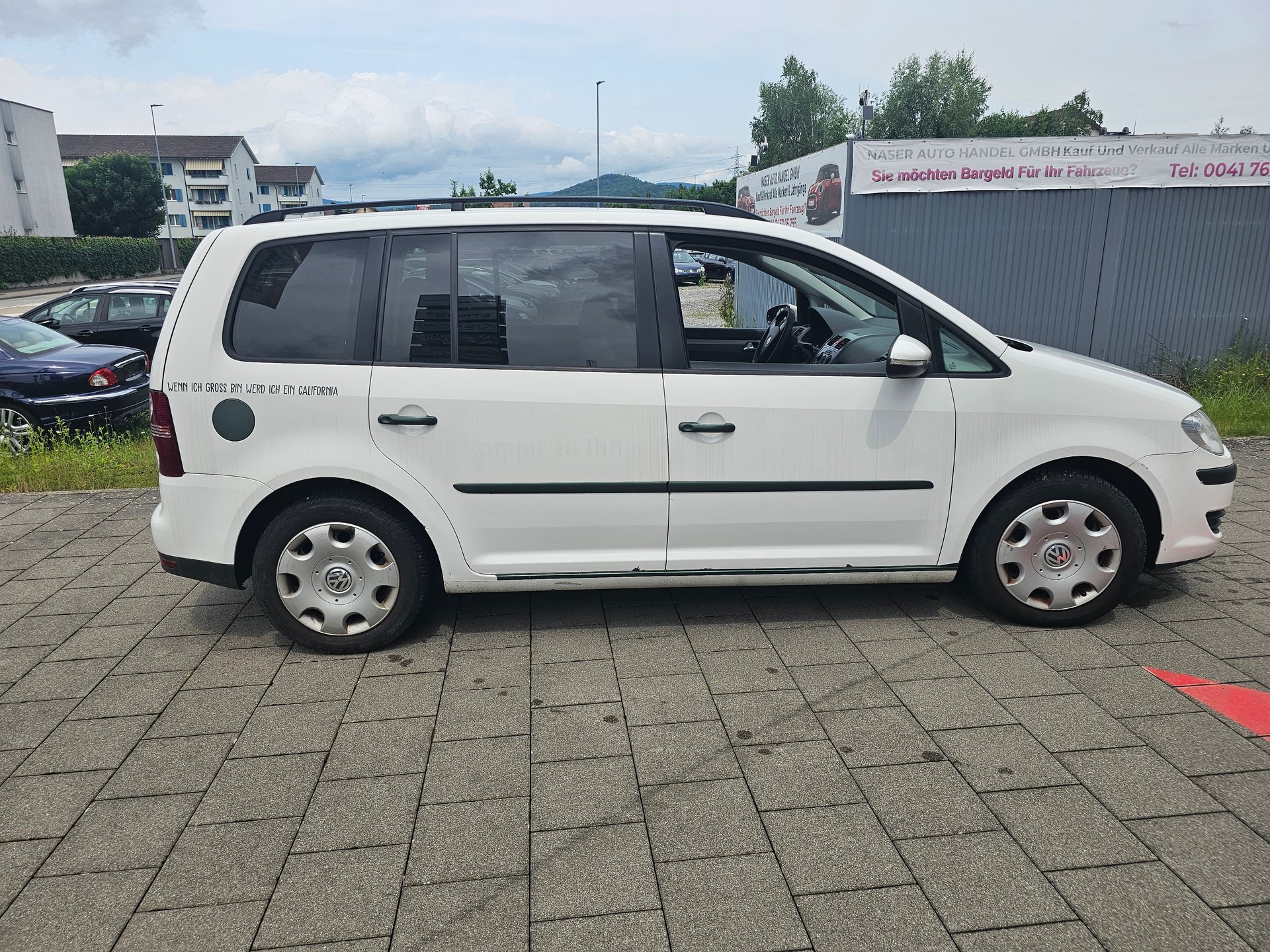 VW Touran 1.4 TSI Trendline DSG-image-6