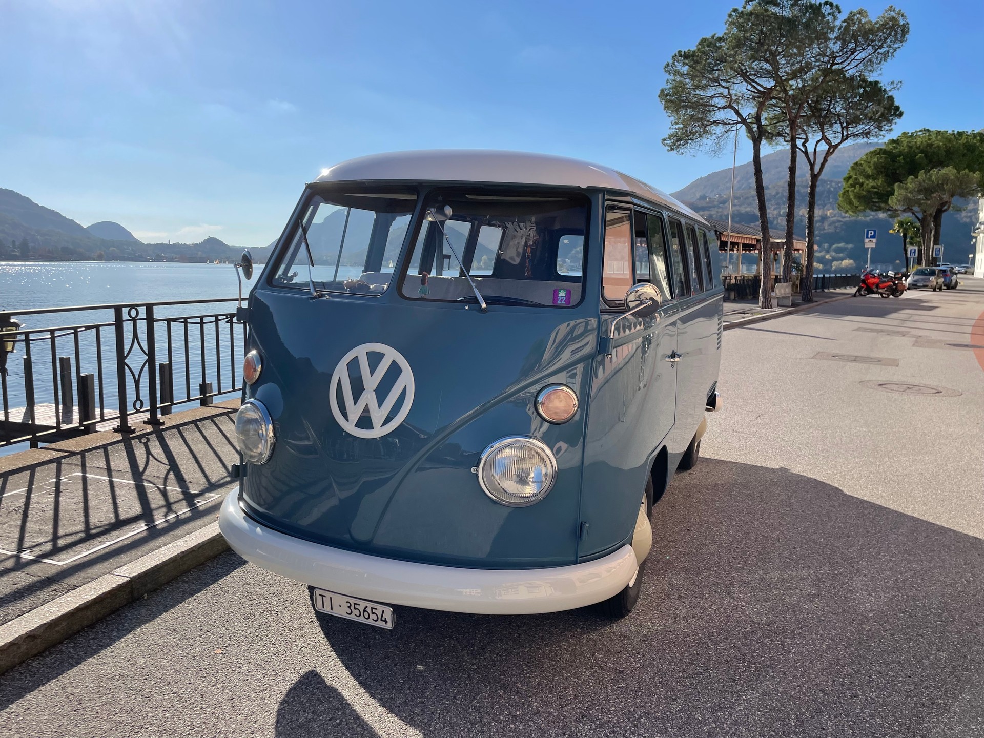 VW T1 Bulli Combi 1966 (made in Germany)-image-11