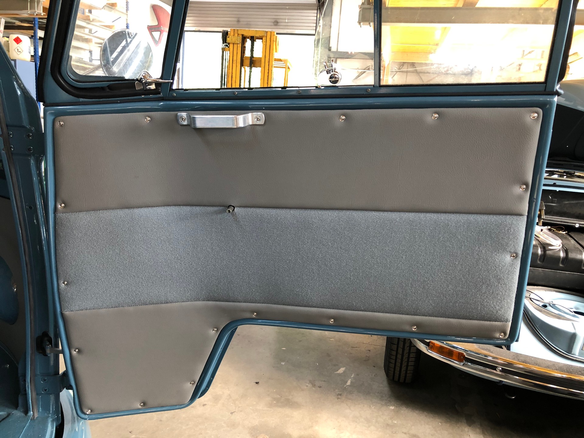 VW T1 Bulli Combi 1966 (made in Germany)-image-24