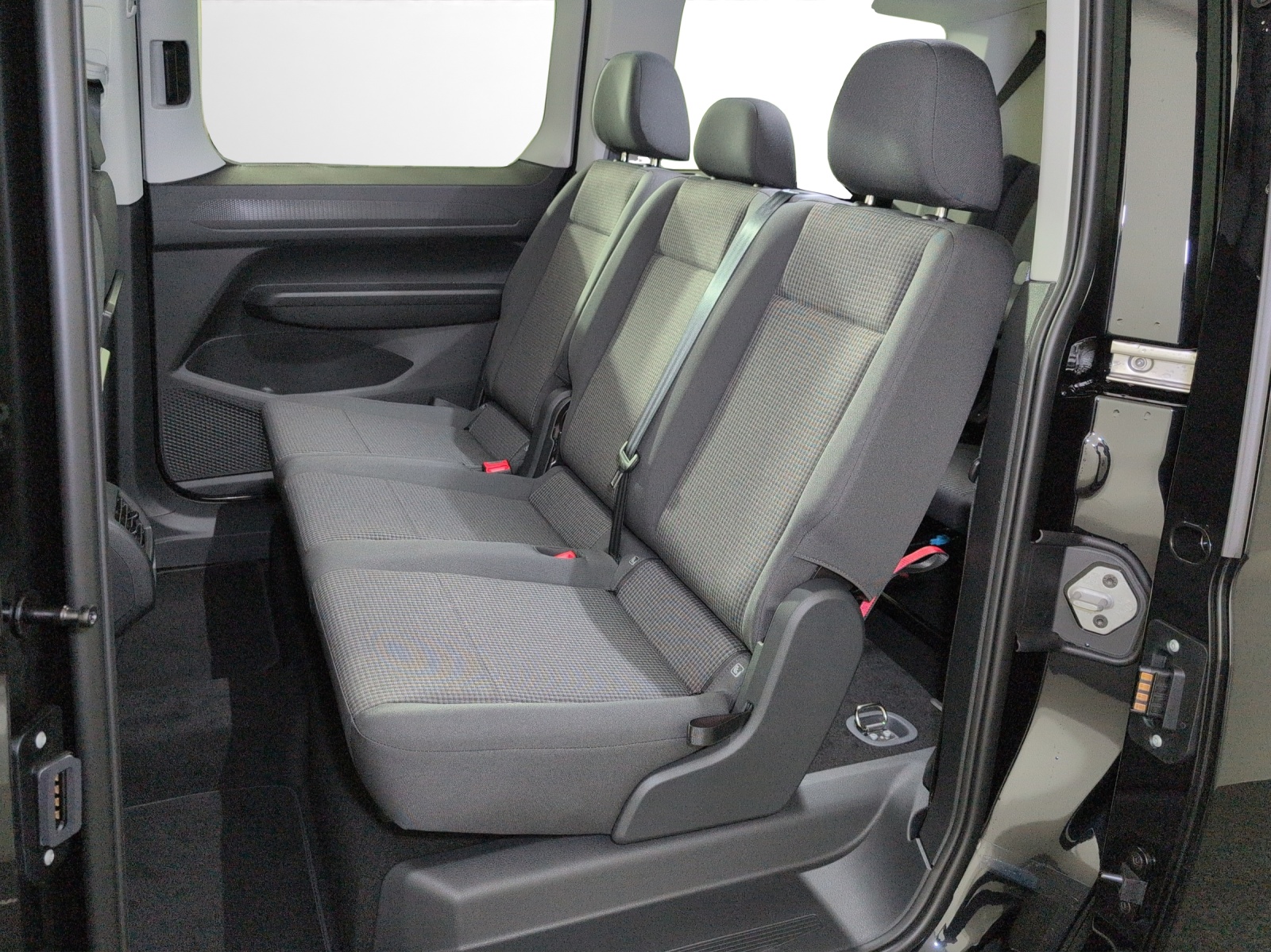 VW Caddy Maxi 1.5 TSI Liberty DSG-image-6