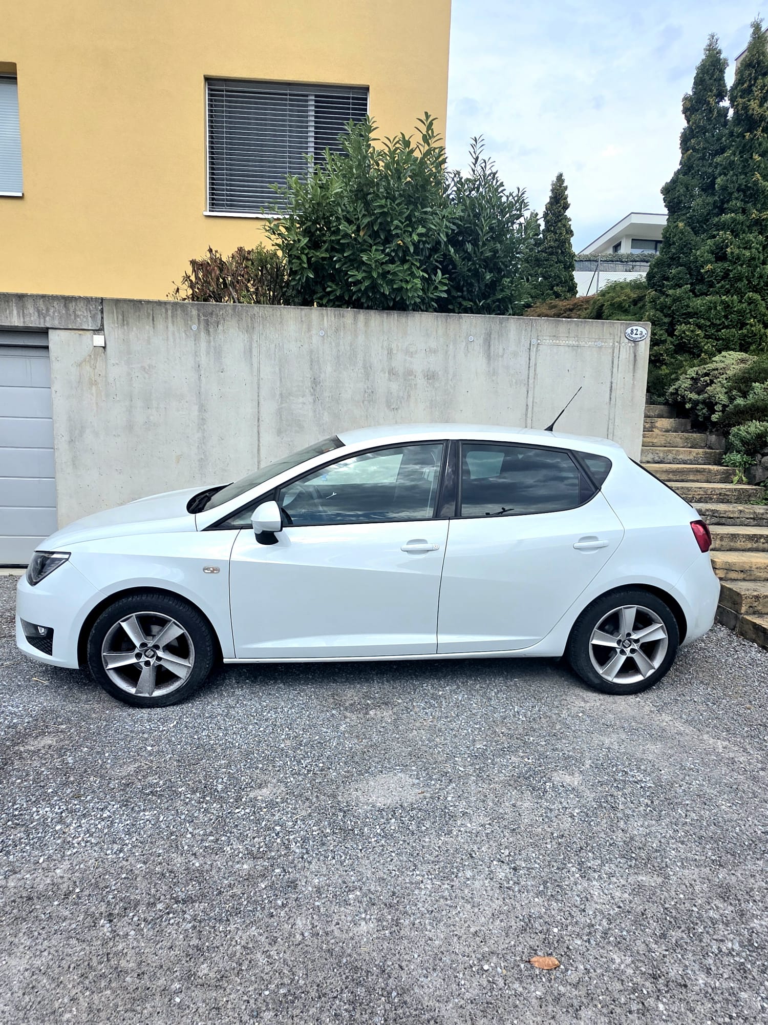 SEAT Ibiza 1.2 TSI FR Stopp-Start-image-2