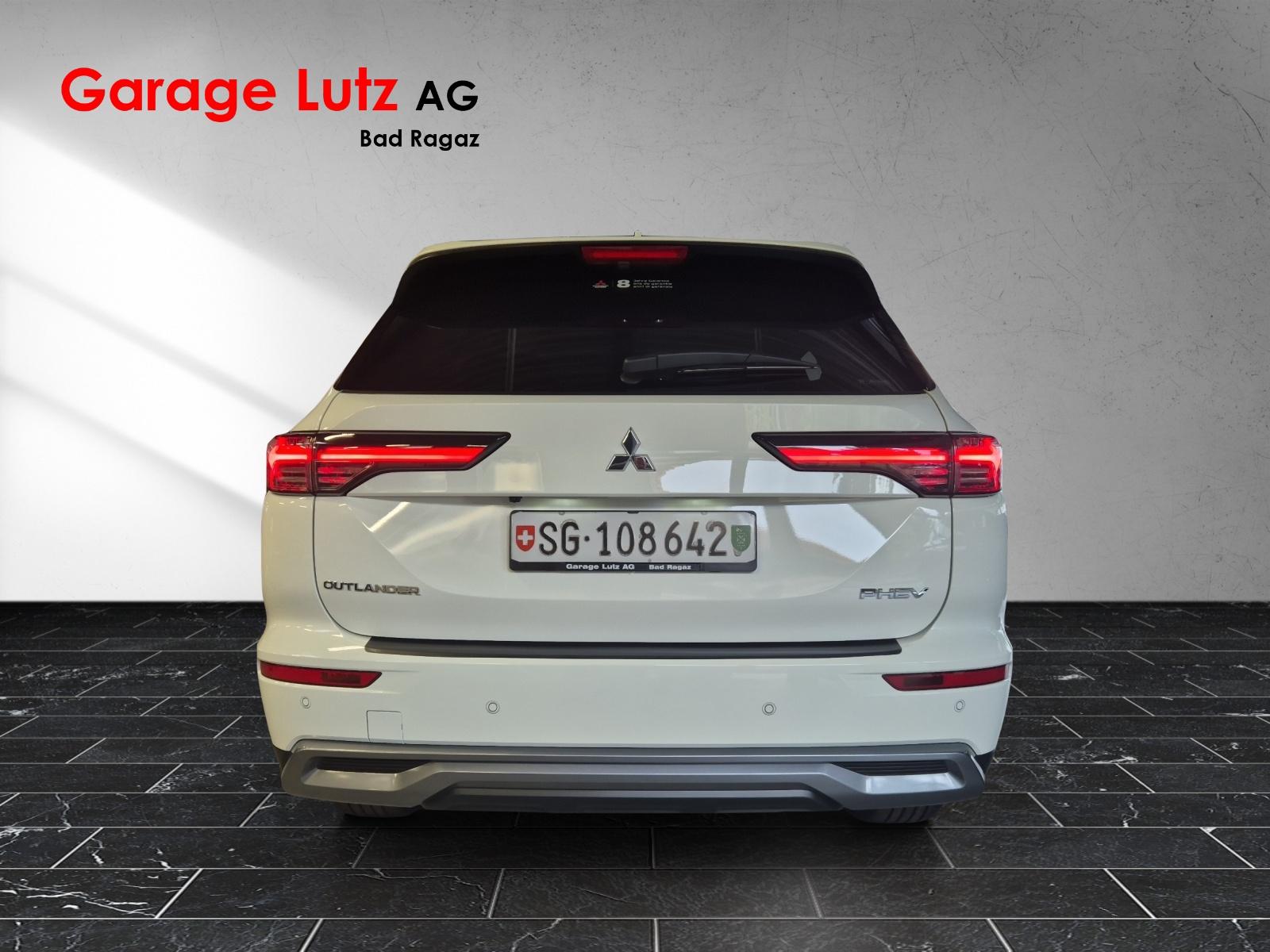 MITSUBISHI Outlander 2.4 PHEV Intense 4x4-image-4