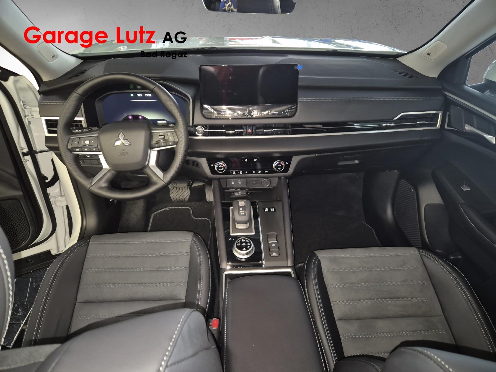 MITSUBISHI Outlander 2.4 PHEV Intense 4x4-image-11