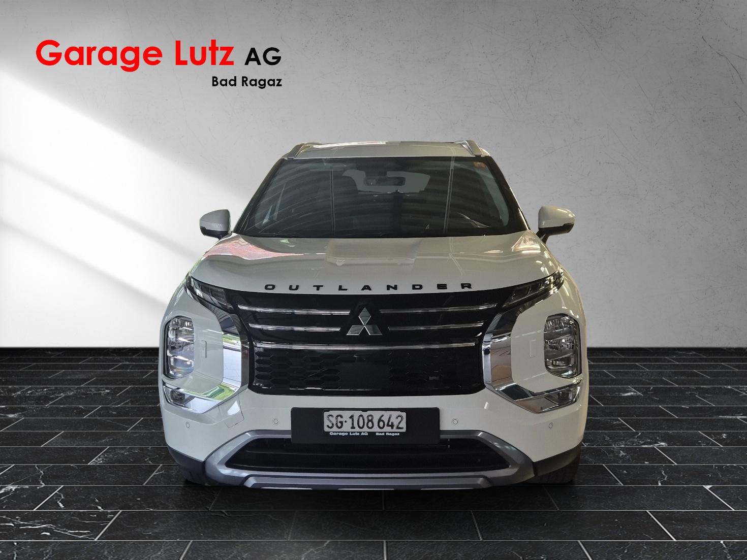 MITSUBISHI Outlander 2.4 PHEV Intense 4x4-image-0