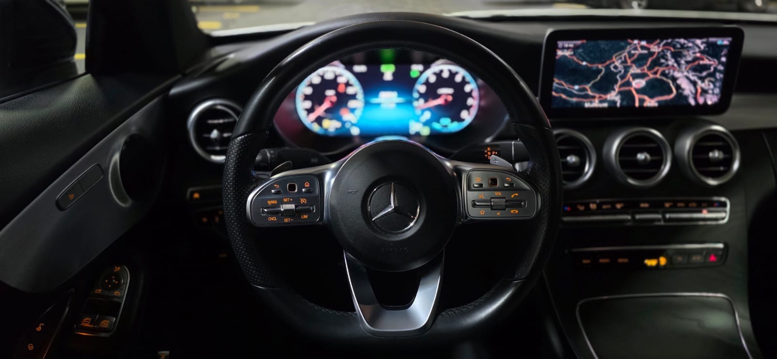 MERCEDES-BENZ C 200 Coupé AMG Line 9G-Tronic-image-13