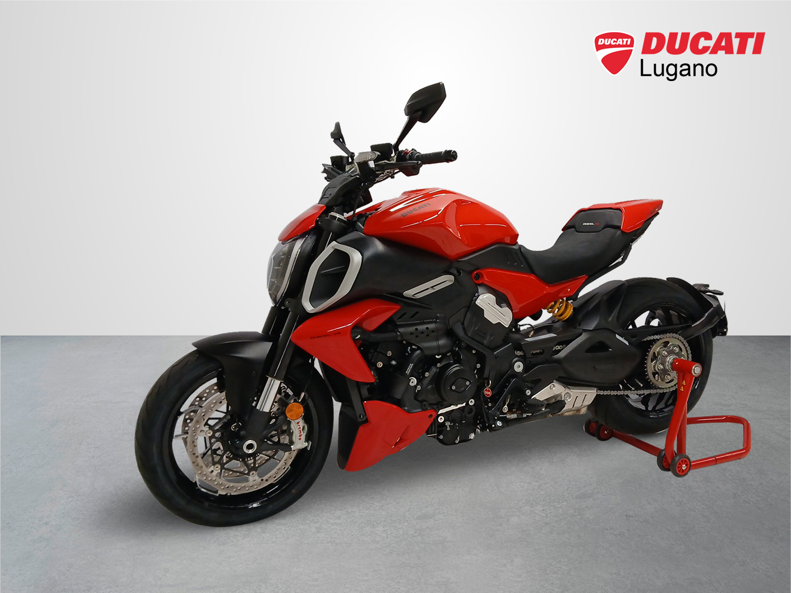 DUCATI DIAVEL V4-showroom-element-1