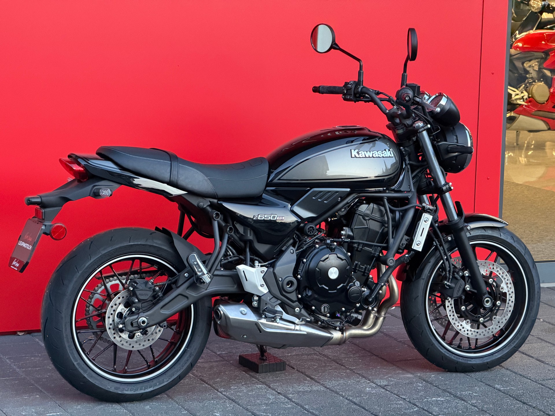 KAWASAKI Z 650 RS-image-5