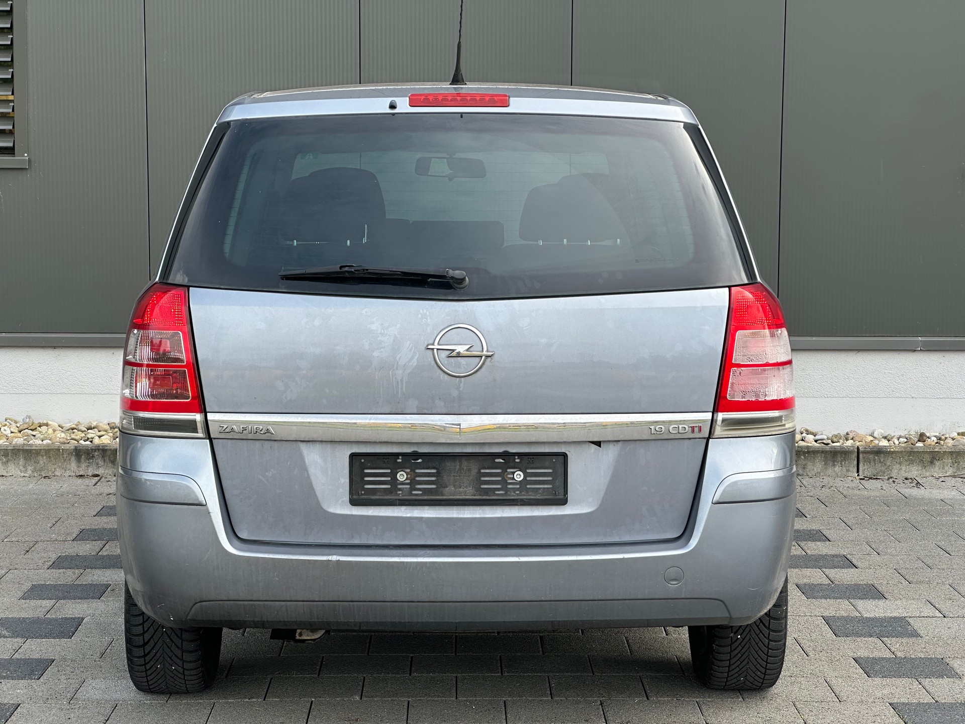 OPEL Zafira 1.9 CDTI Cosmo-image-10