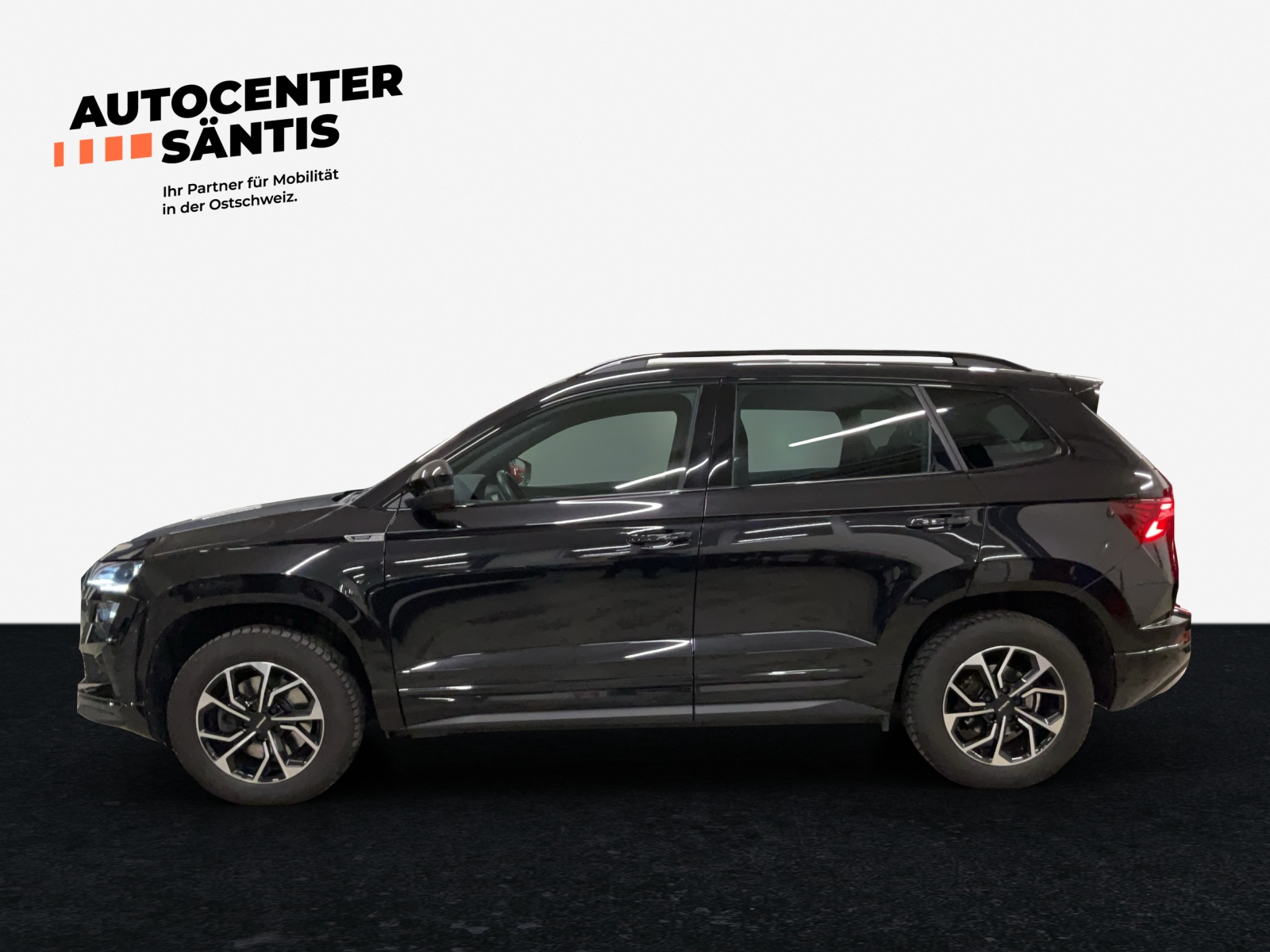 SKODA Karoq 2.0 TDI CR Sport Line 4x4 DSG-showroom-element-2