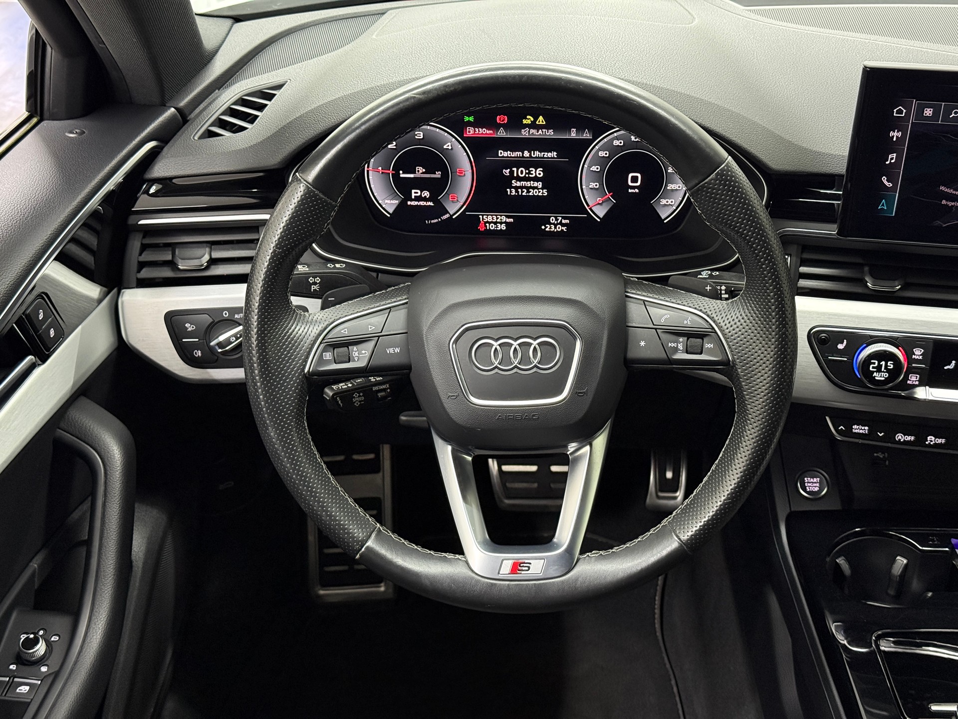 AUDI A4 Avant 40 TDI S line Attraction quattro S-tronic-image-8