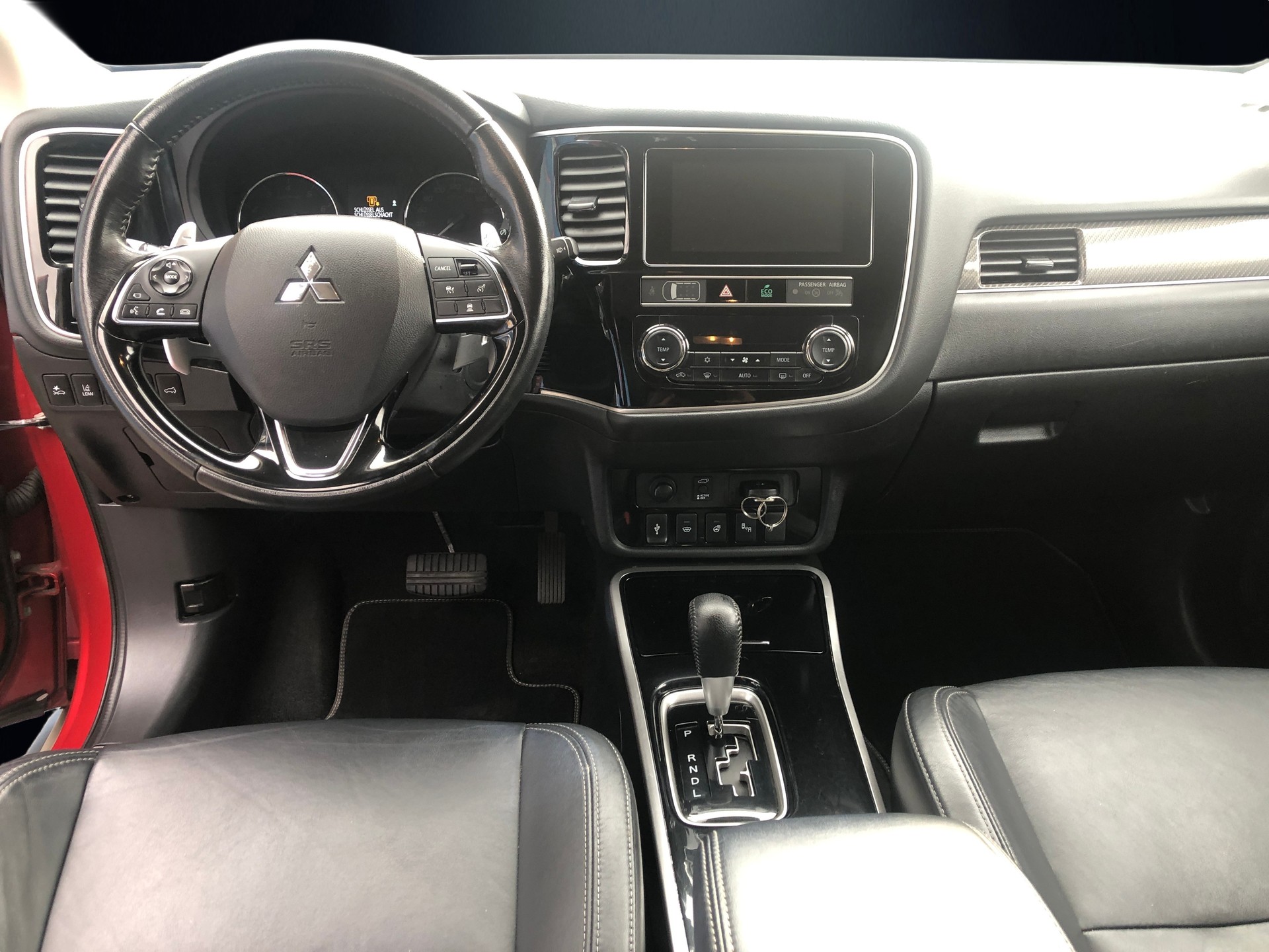MITSUBISHI Outlander 2.0 Diamond 4WD CVT-image-6