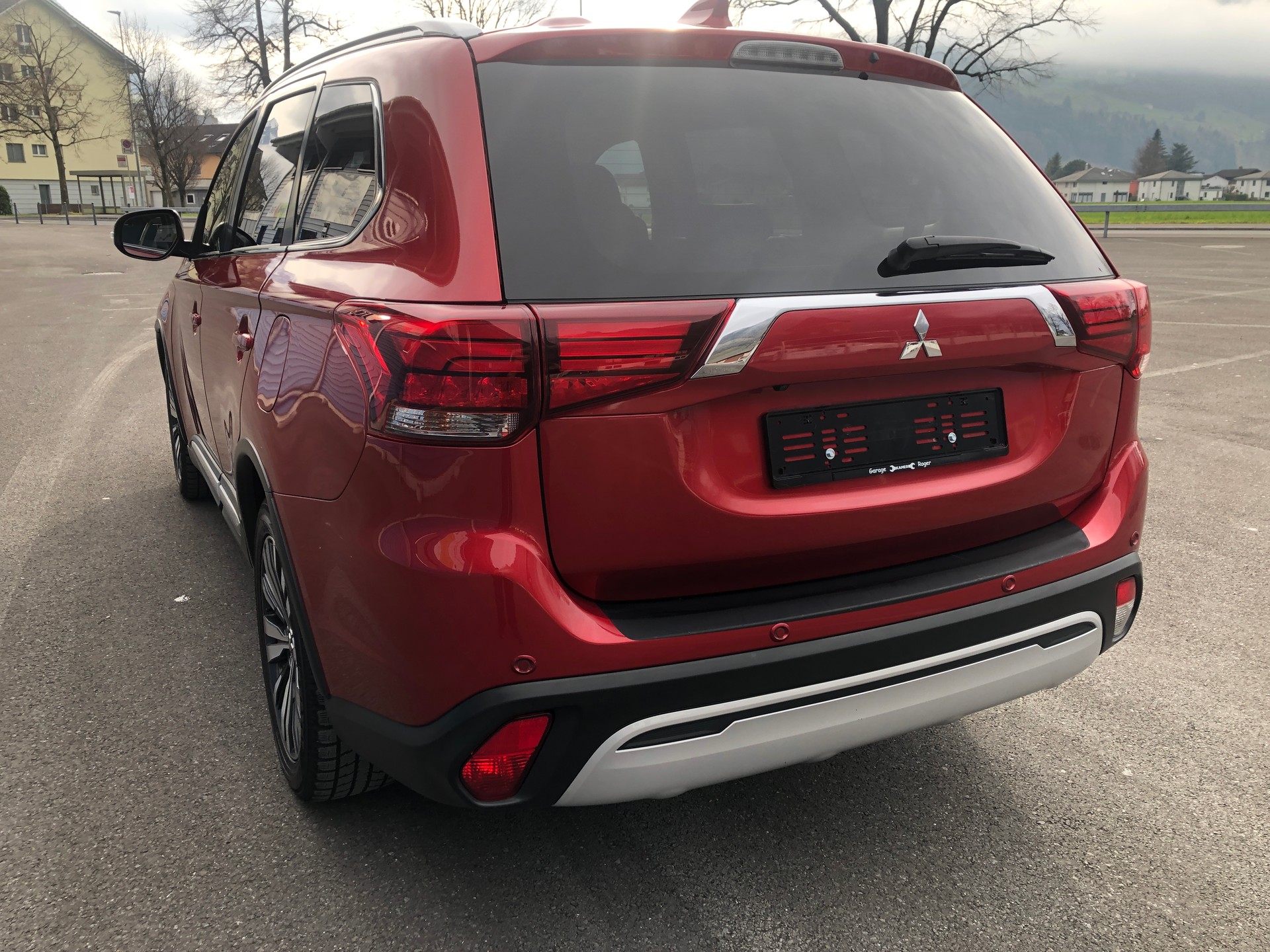 MITSUBISHI Outlander 2.0 Diamond 4WD CVT-image-3