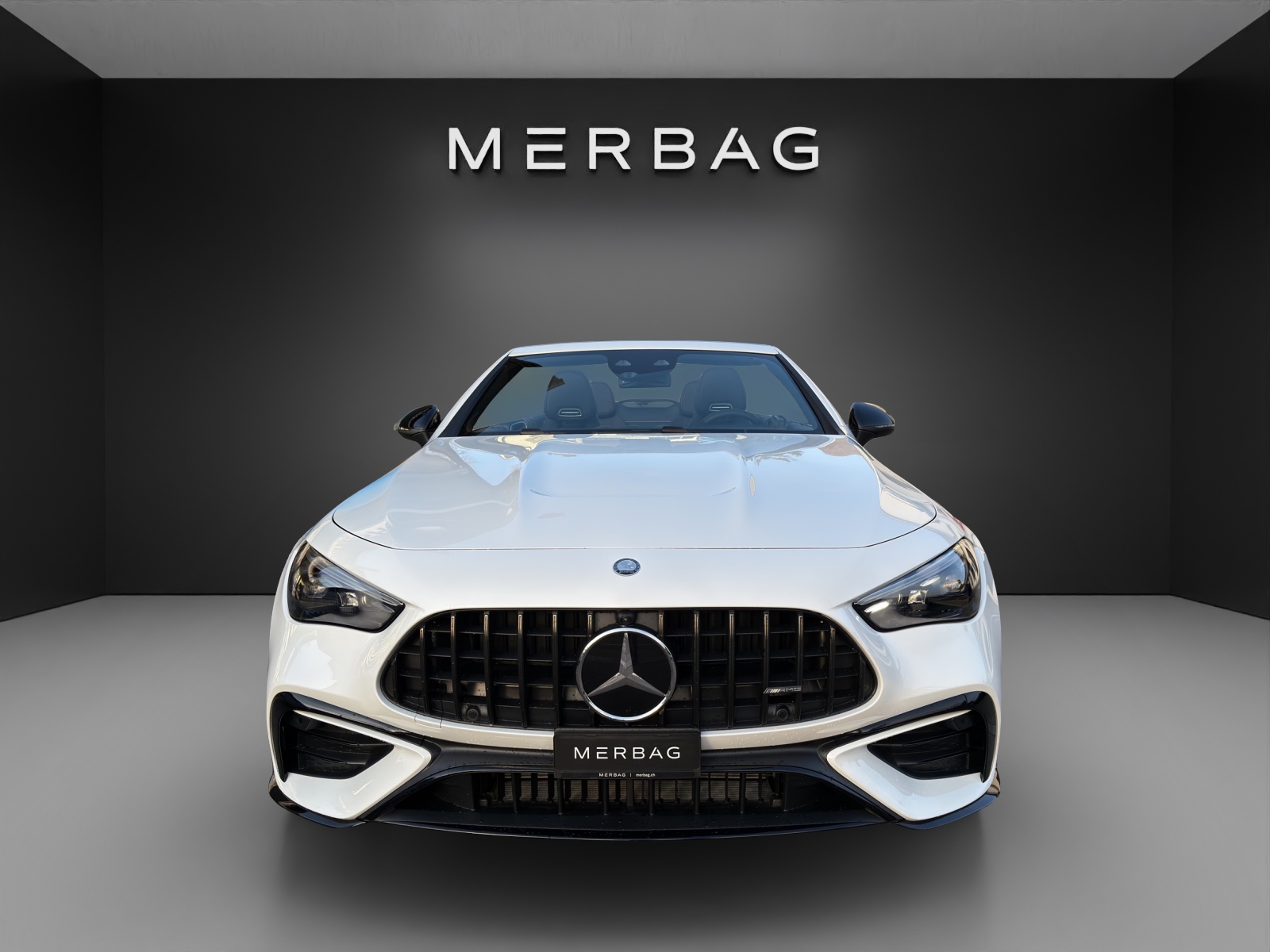 MERCEDES-BENZ CLE AMG 53 Cabrio 4Matic+ 9G-Tronic-image-15