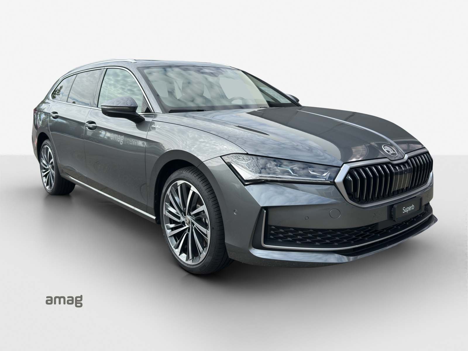 SKODA Superb Combi 2.0 TDi L&K 4x4 DSG-image-5