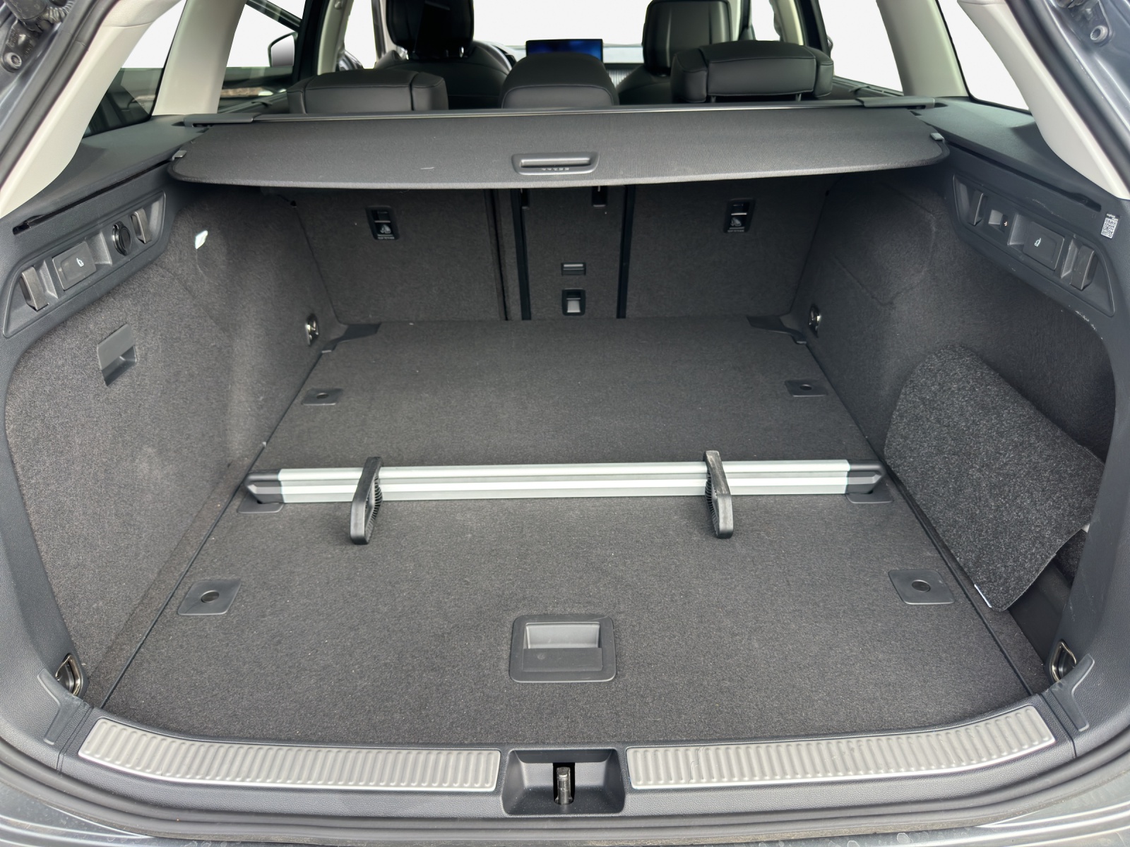 SKODA Superb Combi 2.0 TDi L&K 4x4 DSG-image-12