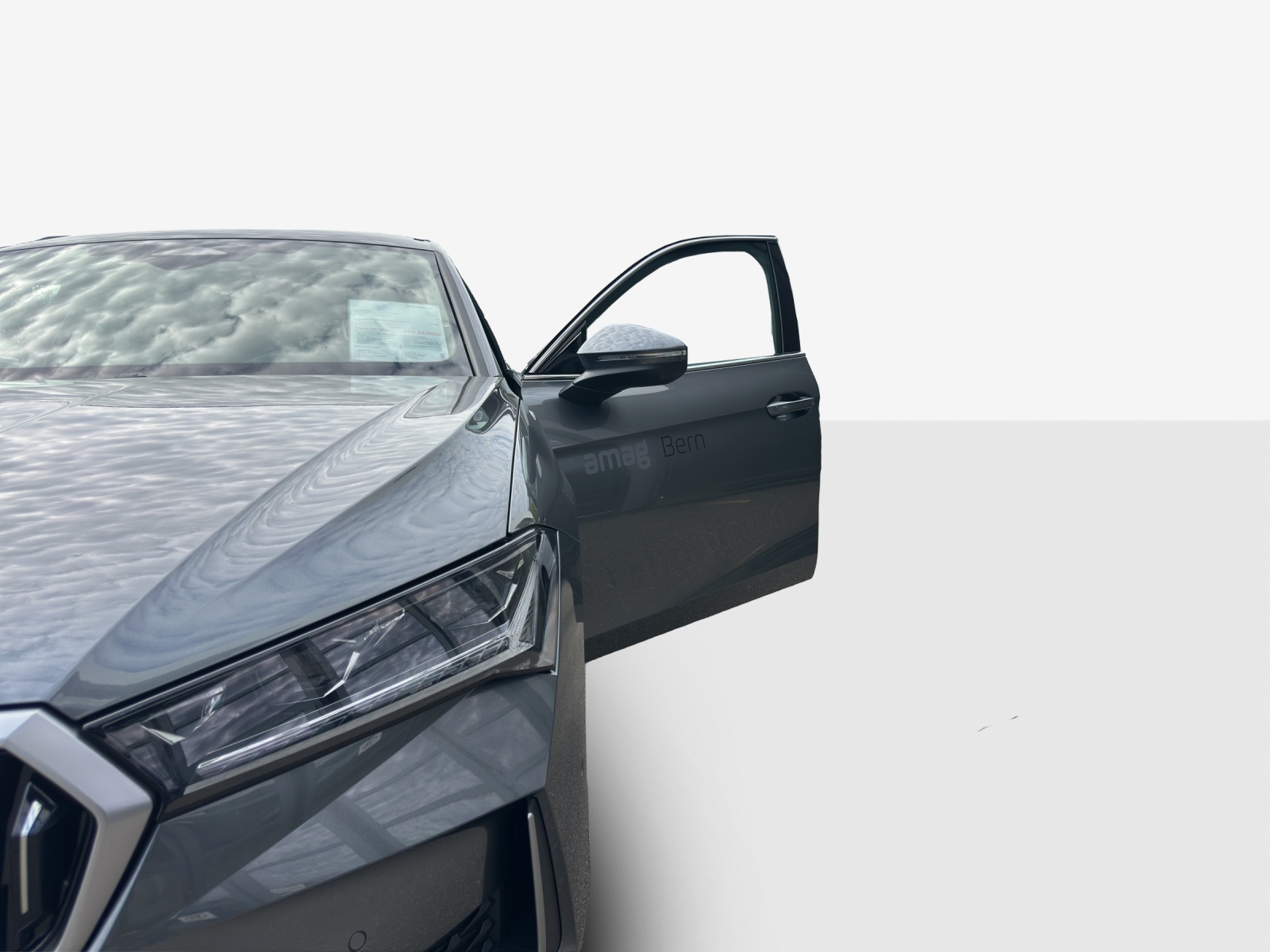 SKODA Superb Combi 2.0 TDi L&K 4x4 DSG-image-15