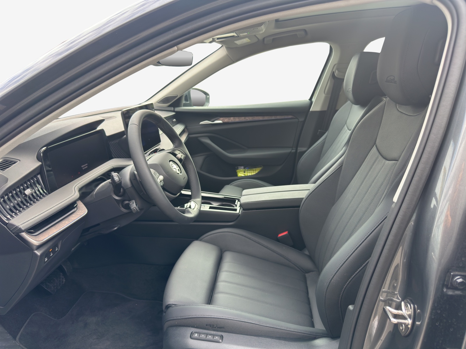 SKODA Superb Combi 2.0 TDi L&K 4x4 DSG-image-7