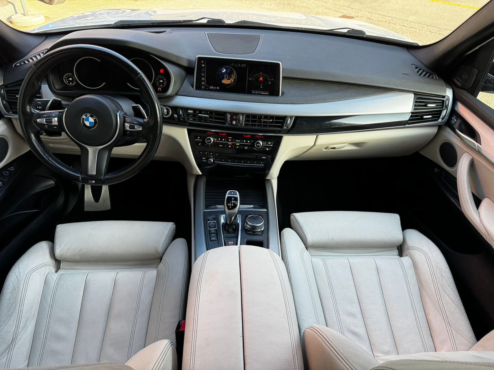 BMW X5 xDrive 40d Steptronic-image-10