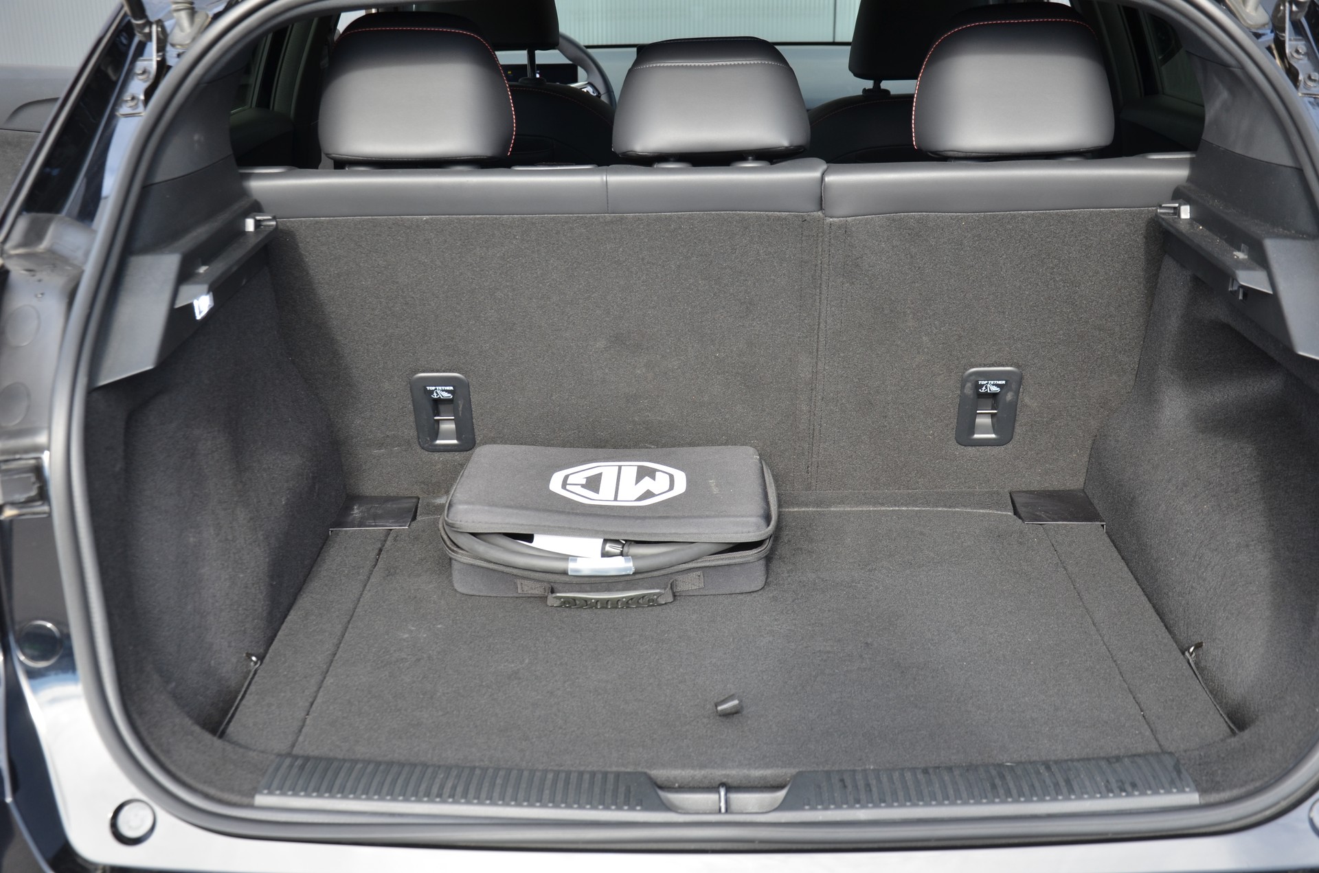 MG 4 EV 64kWh Xpower AWD-image-8