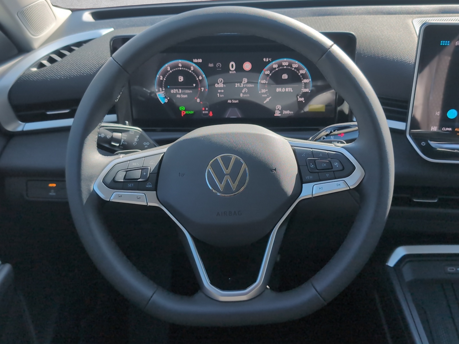 VW T-Roc 1.5 eTSI mHEV Trend DSG-image-10