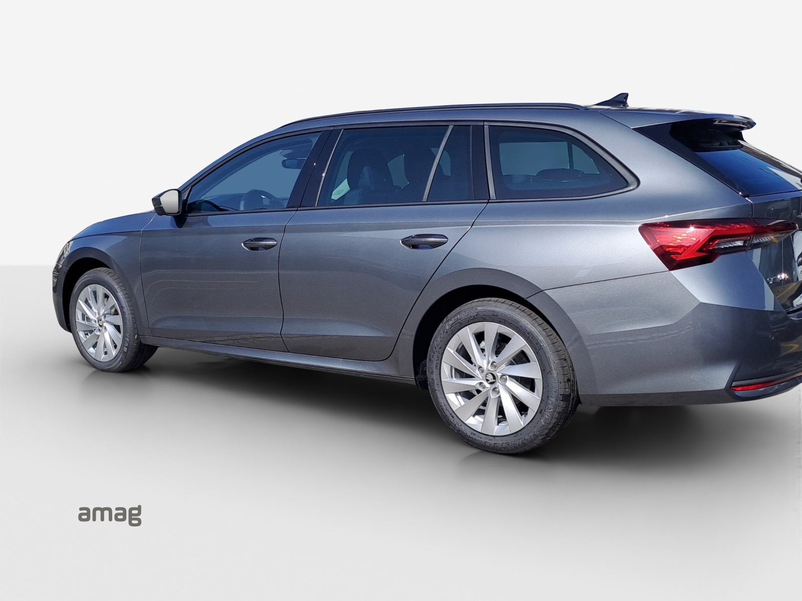 SKODA Octavia Combi 2.0 TDI DSG Selection-image-2