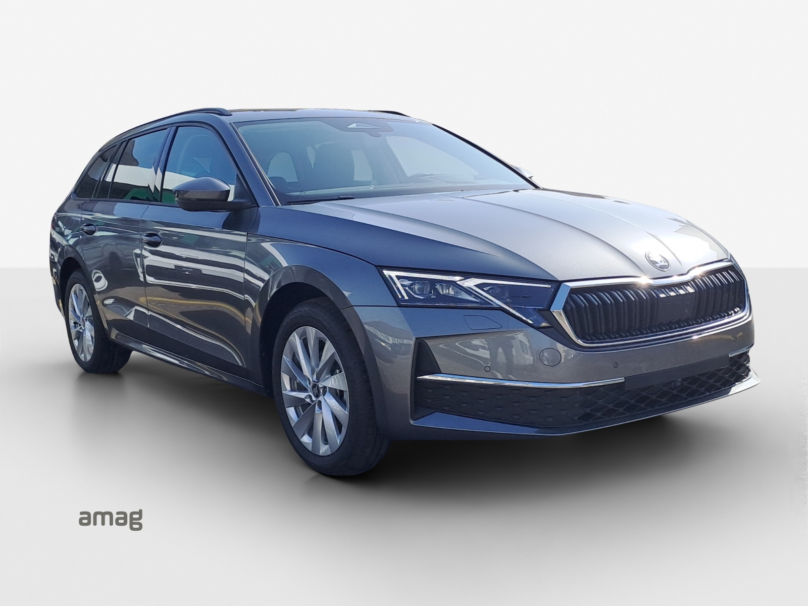 SKODA Octavia Combi 2.0 TDI DSG Selection-image-5