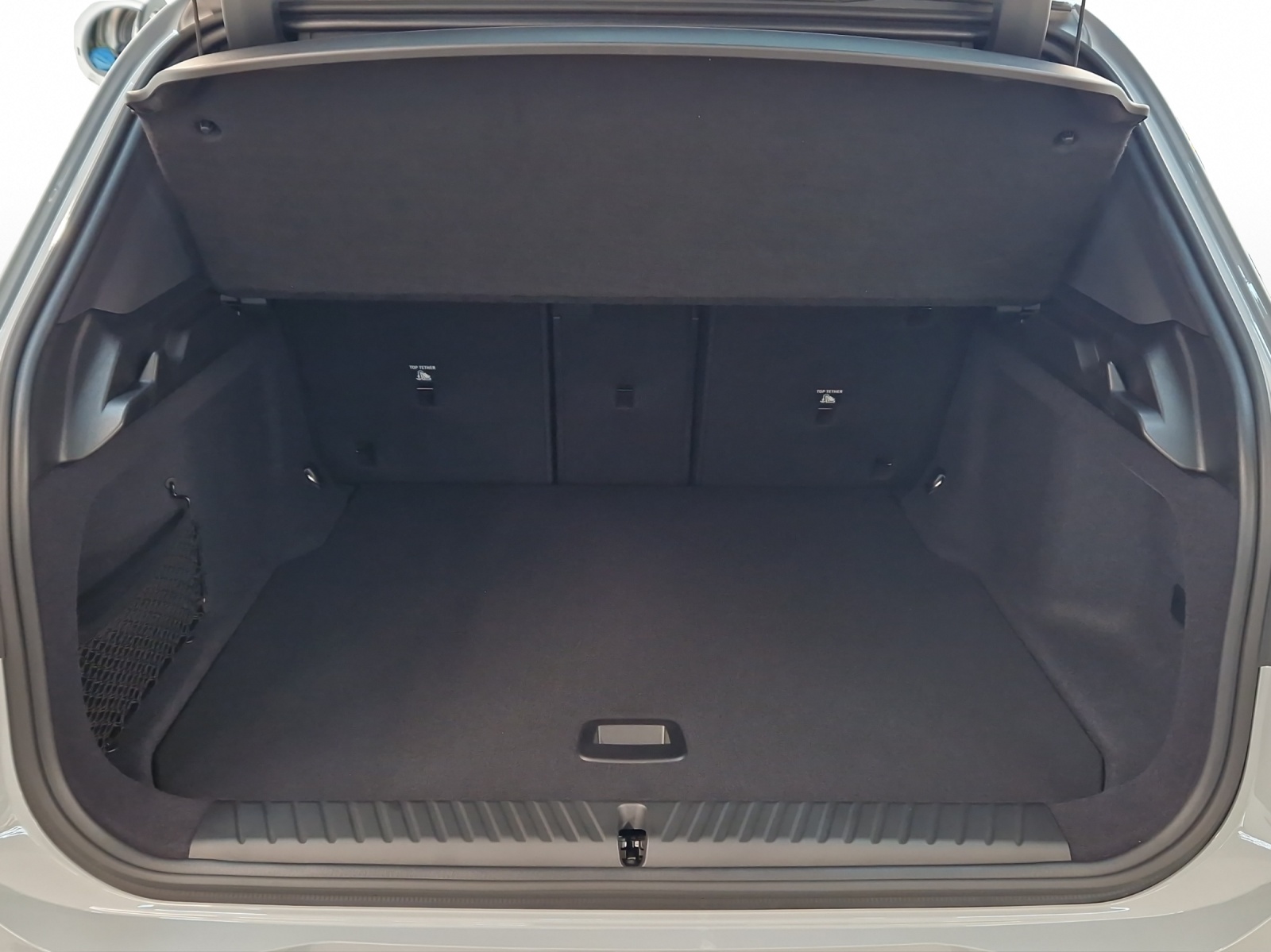 BMW iX3 50 xDrive M Sport Pro-image-4