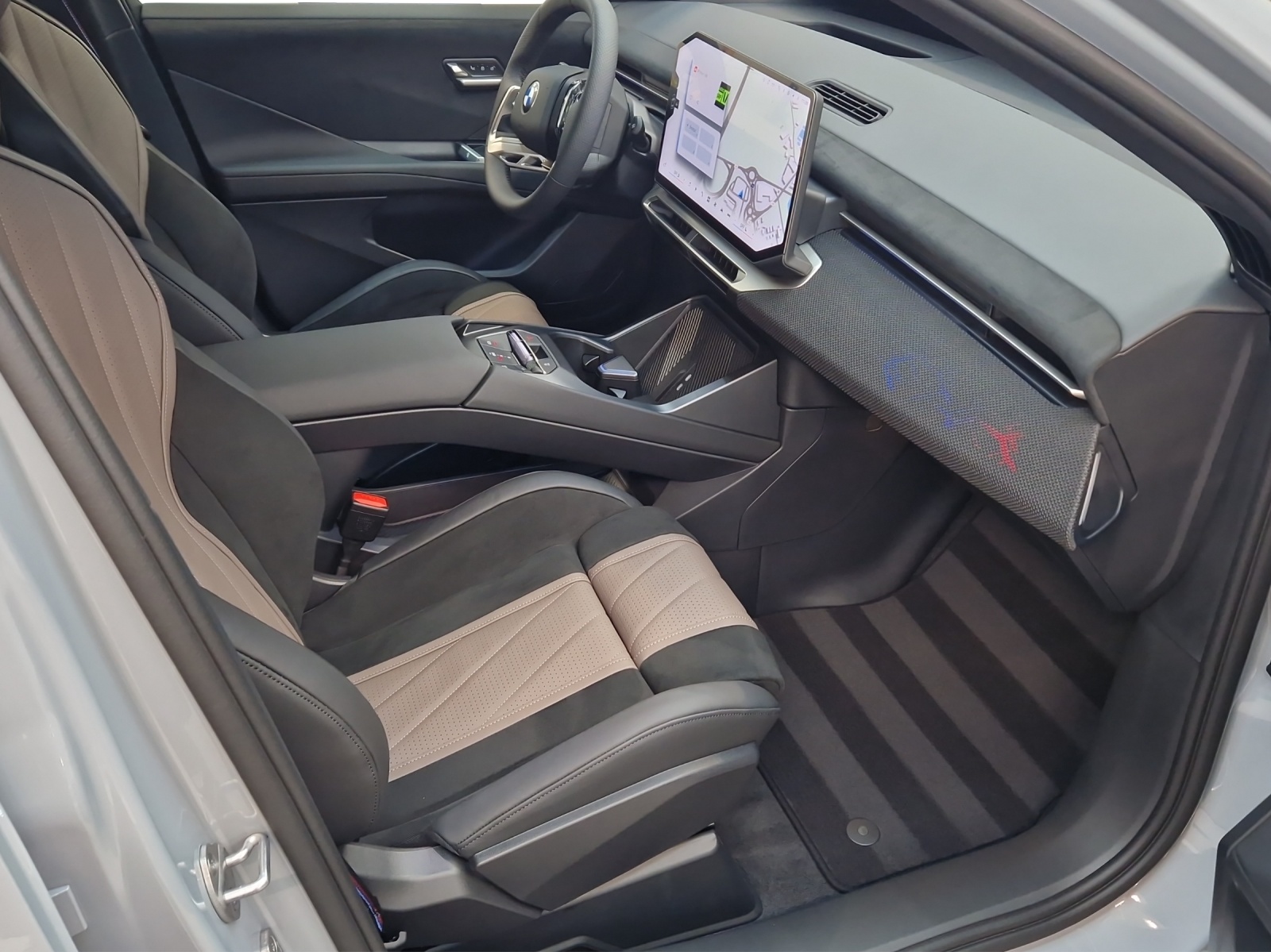BMW iX3 50 xDrive M Sport Pro-image-11