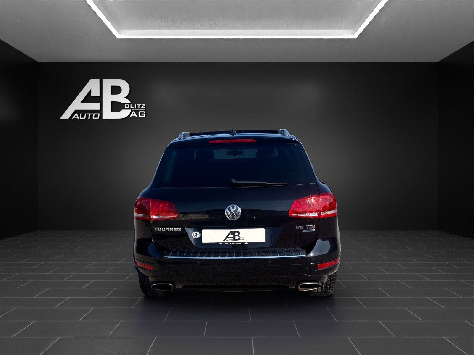 VW Touareg 3.0 TDI BMT Edition X Tiptronic mit 245 PS-image-3