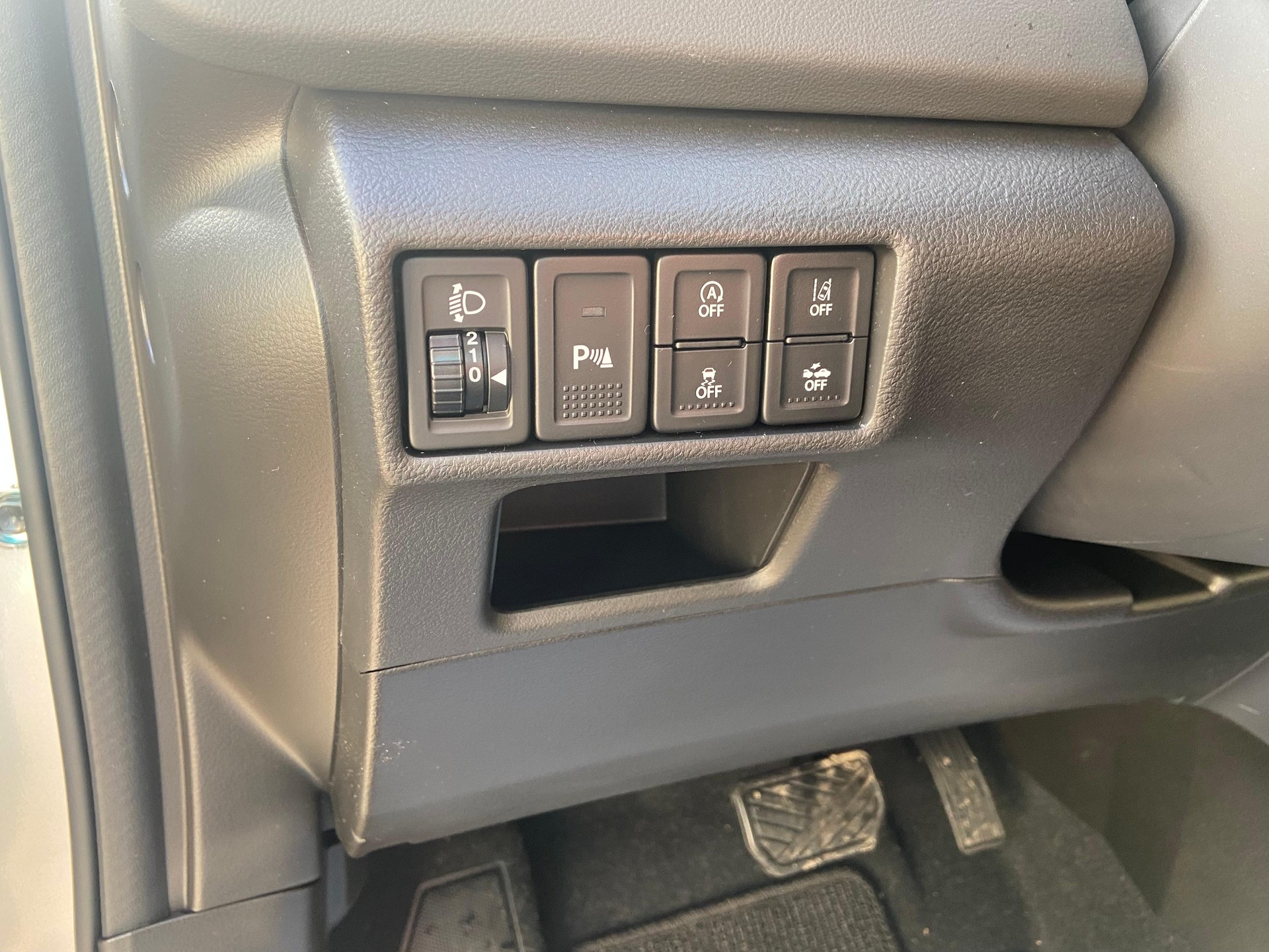 SUZUKI S-Cross 1.4 T Compact Top Hybrid 4x4-image-3