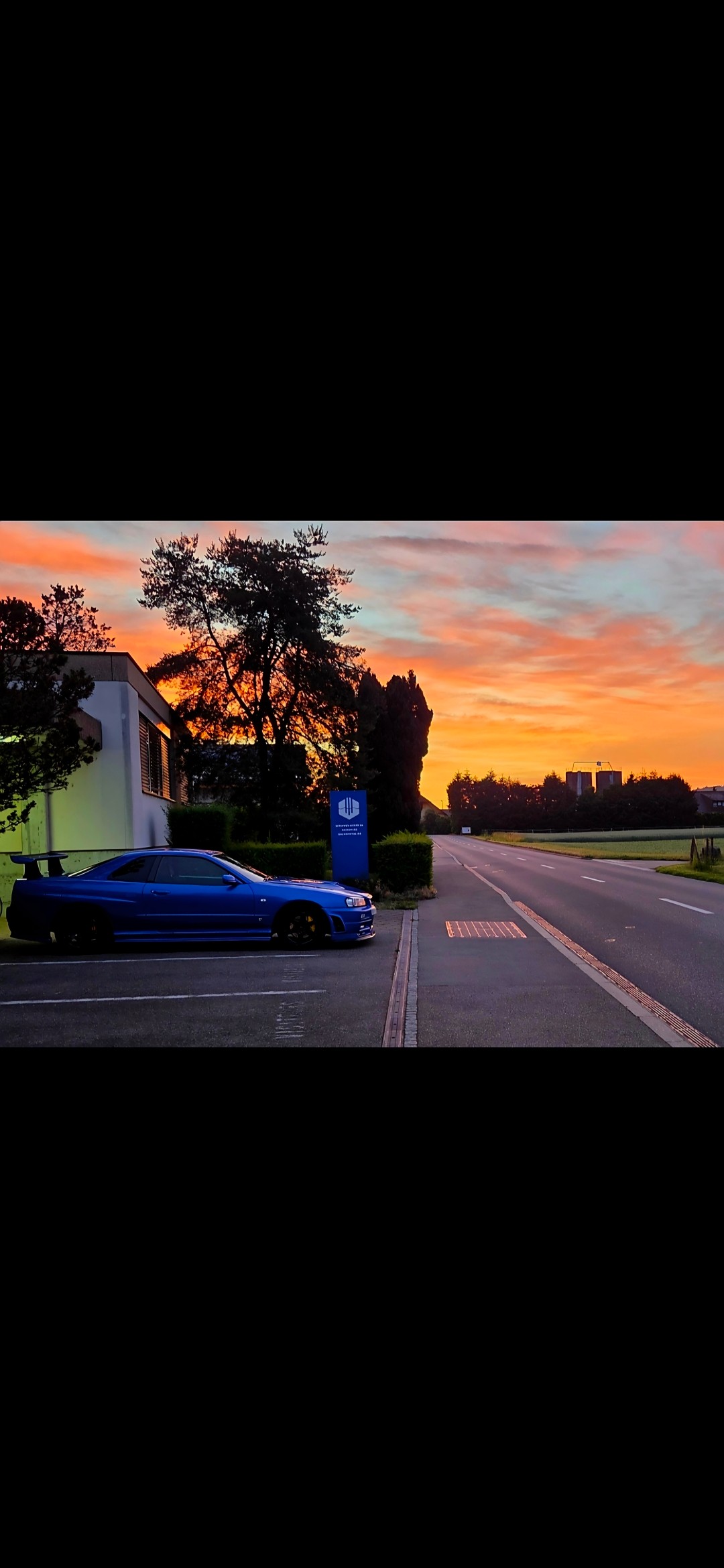 NISSAN Skyline R34-image-1
