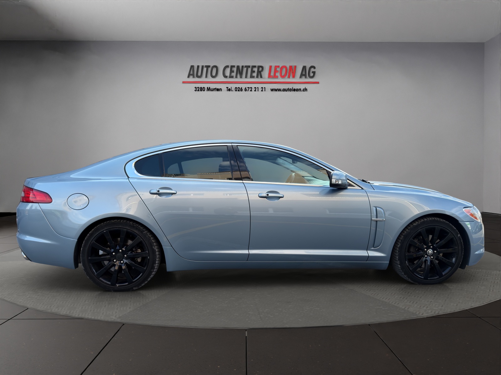 JAGUAR XF 3.0 V6 Premium Luxury-image-6