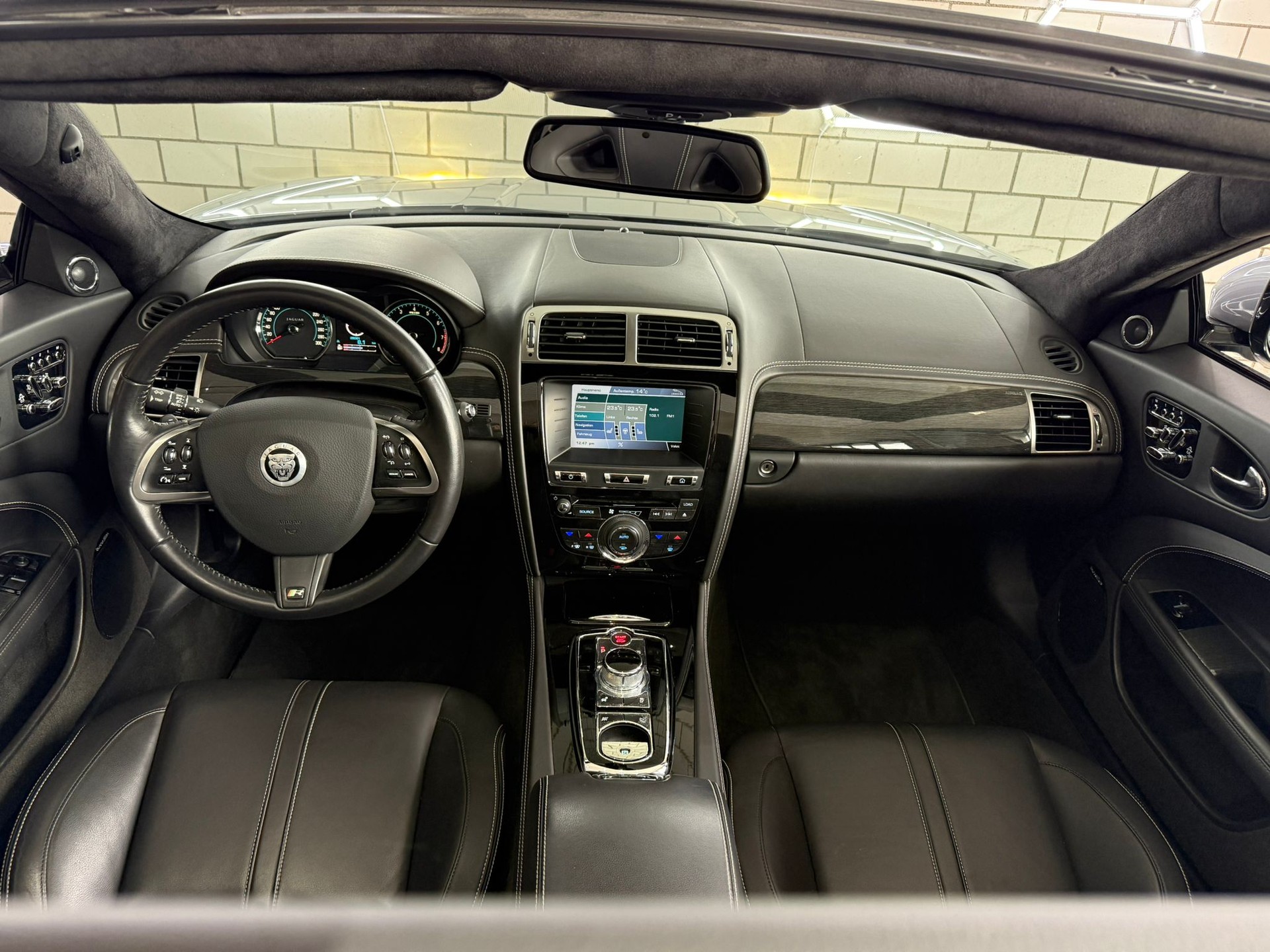 JAGUAR XKR 5.0 V8 SC Automatic-image-9
