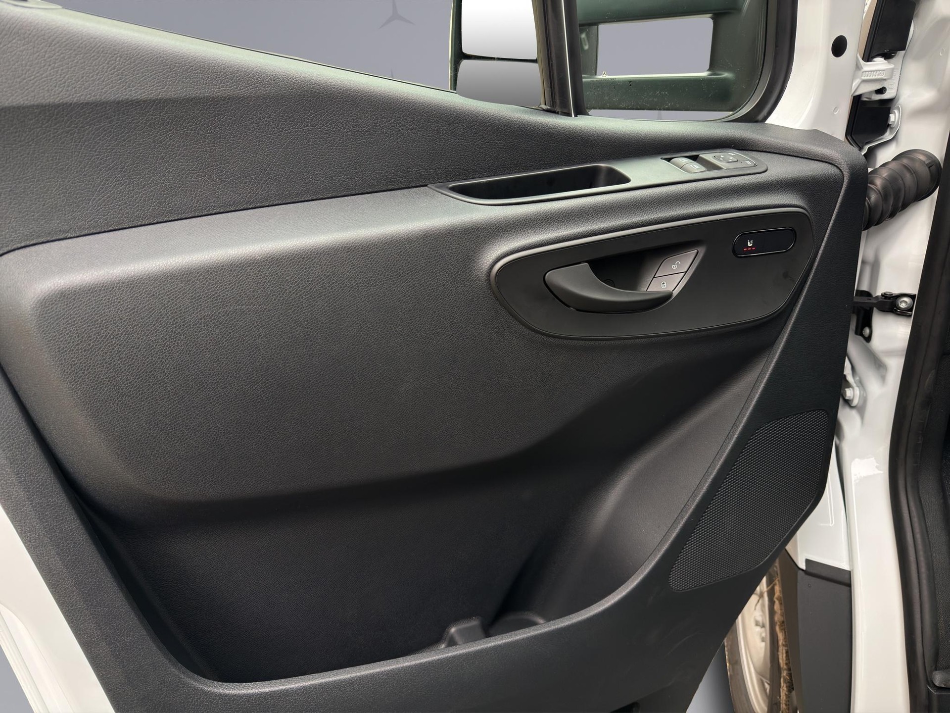 MERCEDES-BENZ Sprinter 319 Kab.-Ch. 4325 L 2.0 CDI 190 Select-image-8