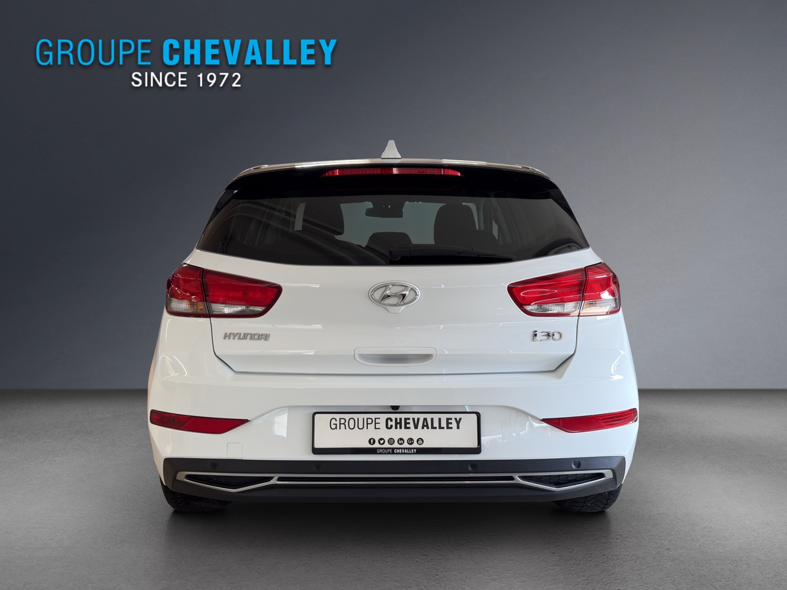 HYUNDAI i30 1.5 T-GDi Amplia DCT-image-4