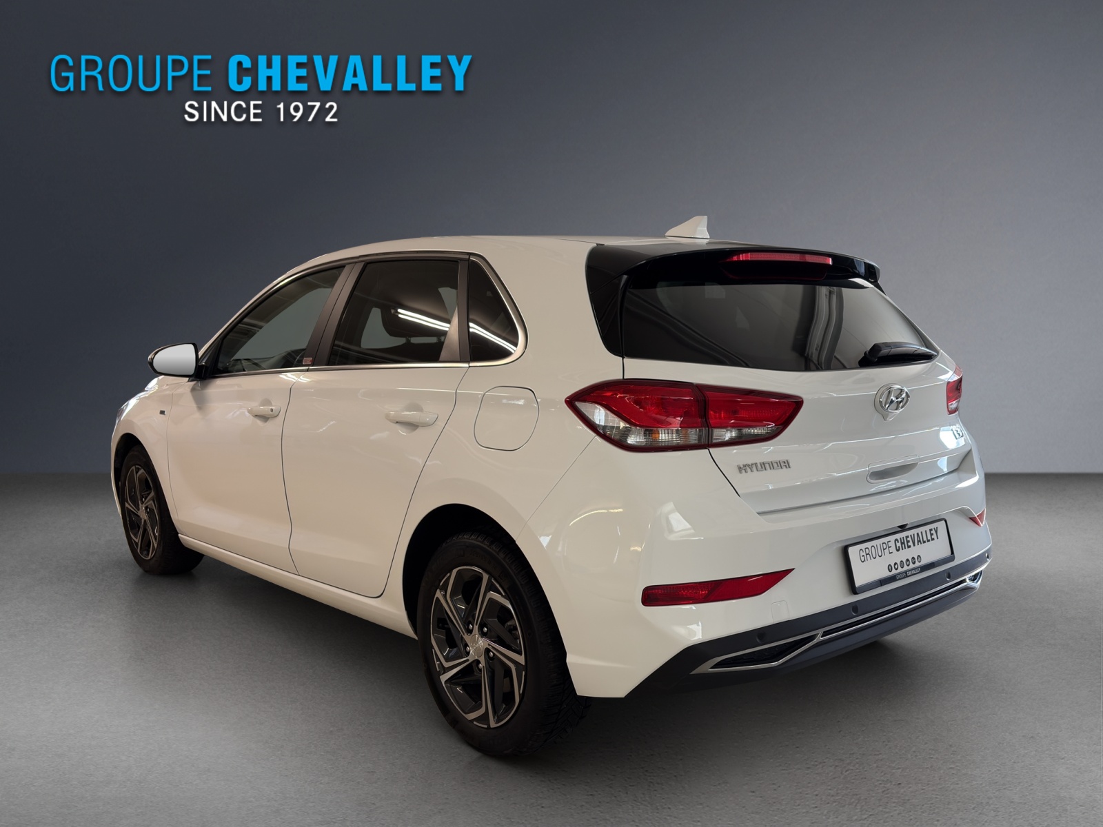 HYUNDAI i30 1.5 T-GDi Amplia DCT-image-3