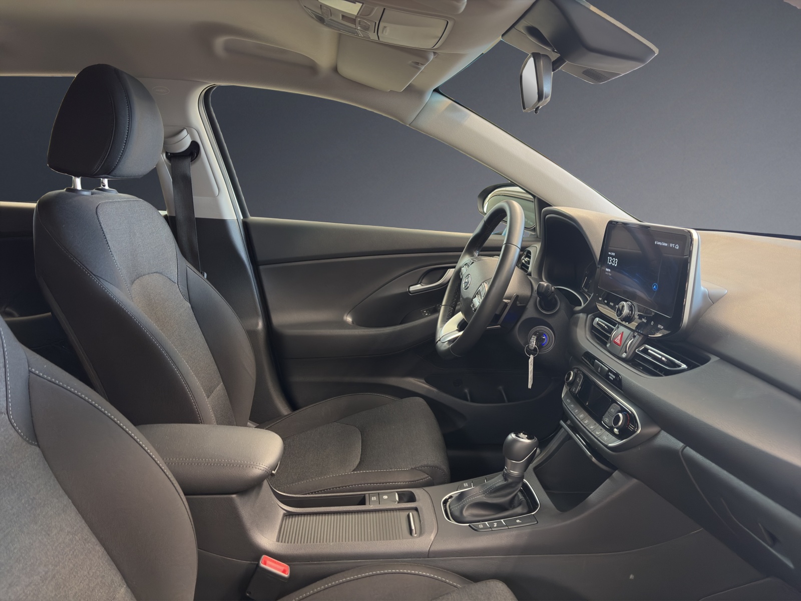 HYUNDAI i30 1.5 T-GDi Amplia DCT-image-9