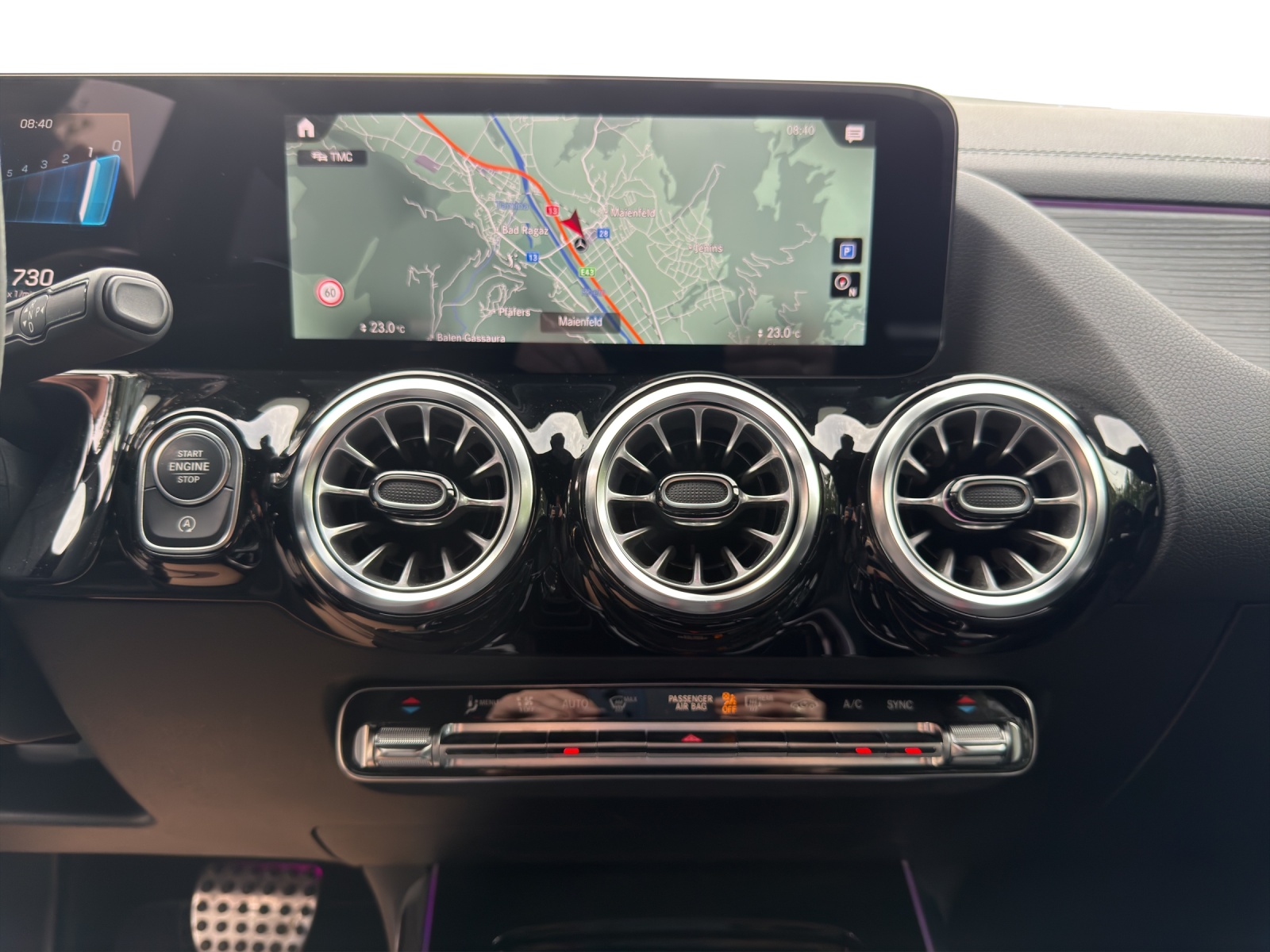 MERCEDES-BENZ GLA 45 S AMG 4Matic+-image-13
