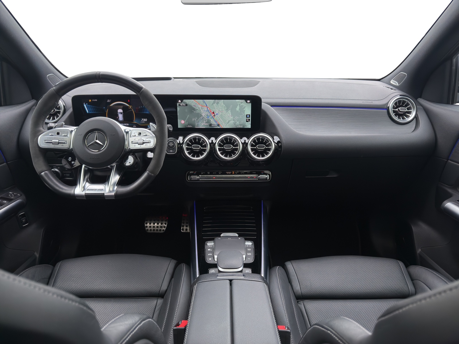 MERCEDES-BENZ GLA 45 S AMG 4Matic+-image-9
