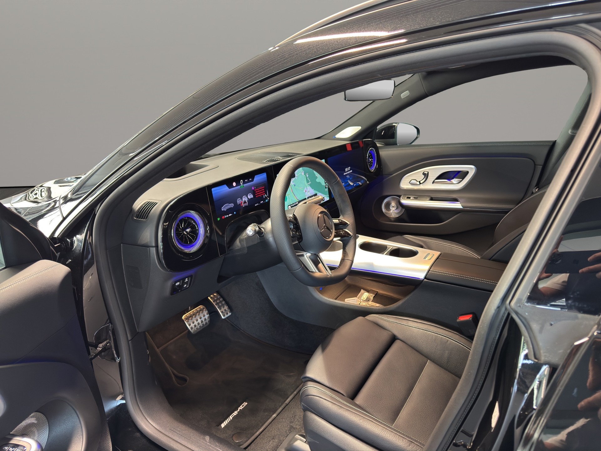 MERCEDES-BENZ CLA Shooting Brake 350 4Matic 85 kWh EQ-image-7