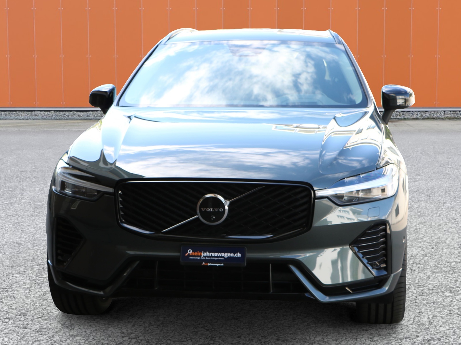 VOLVO XC60 T6 eAWD PluginHybrid Plus Dark Geartronic-image-6