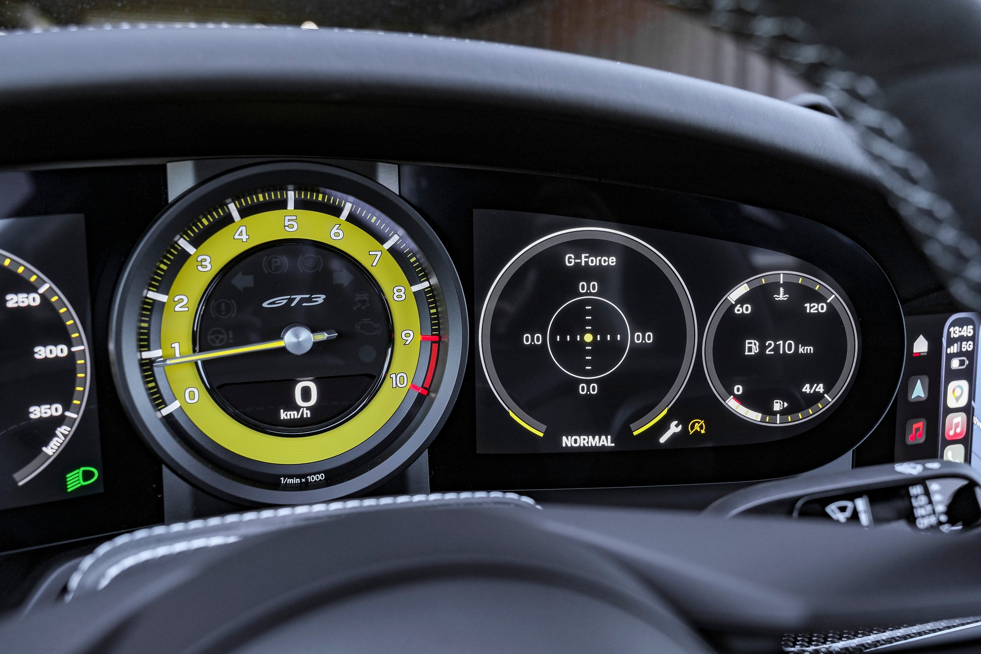 PORSCHE 911 GT3 (Schaltgetriebe)-image-17