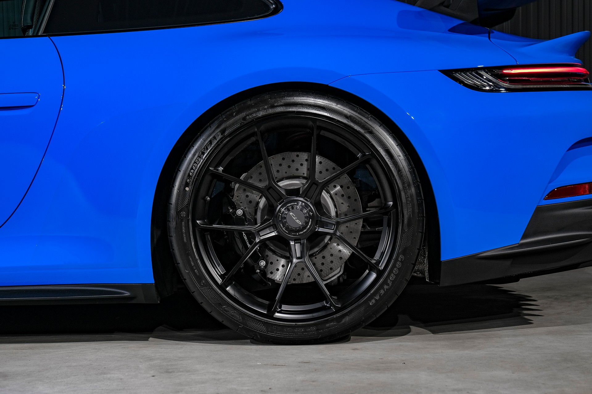 PORSCHE 911 GT3 (Schaltgetriebe)-image-40
