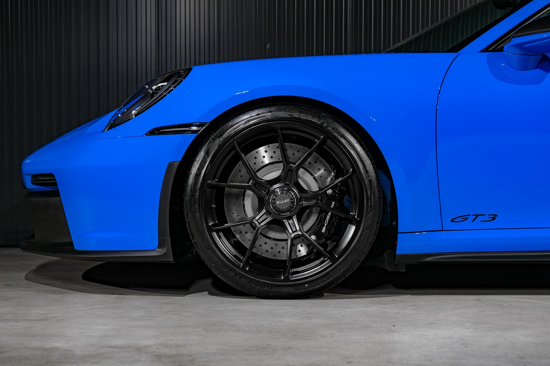 PORSCHE 911 GT3 (Schaltgetriebe)-image-39