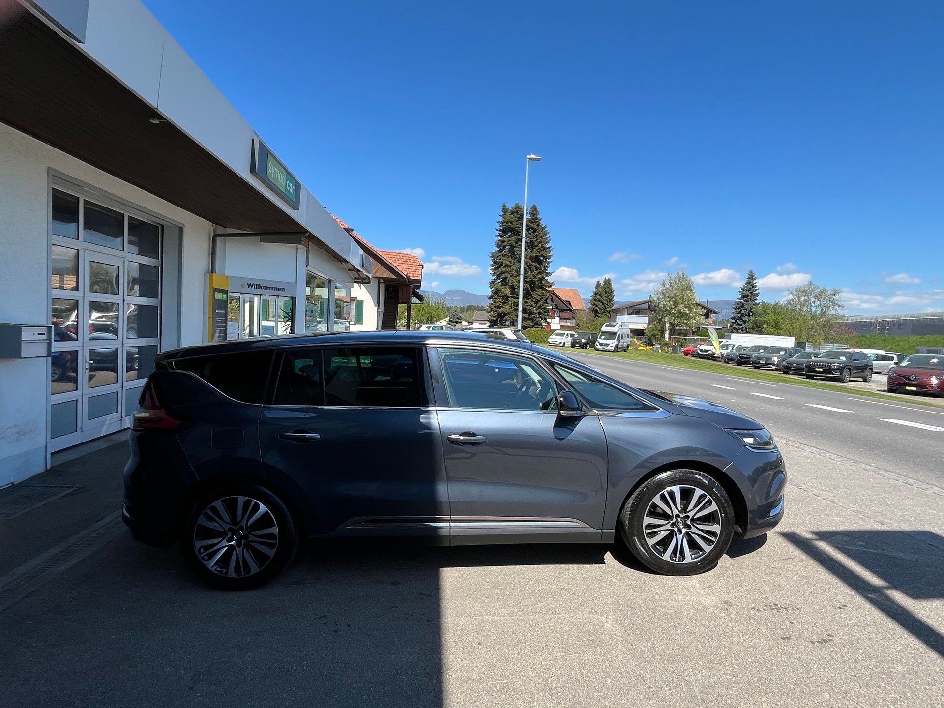 RENAULT Espace 1.8 TCe Initiale EDC+++FRISCH AB MFK+++TOP AUSSTATTUNG+++-image-3