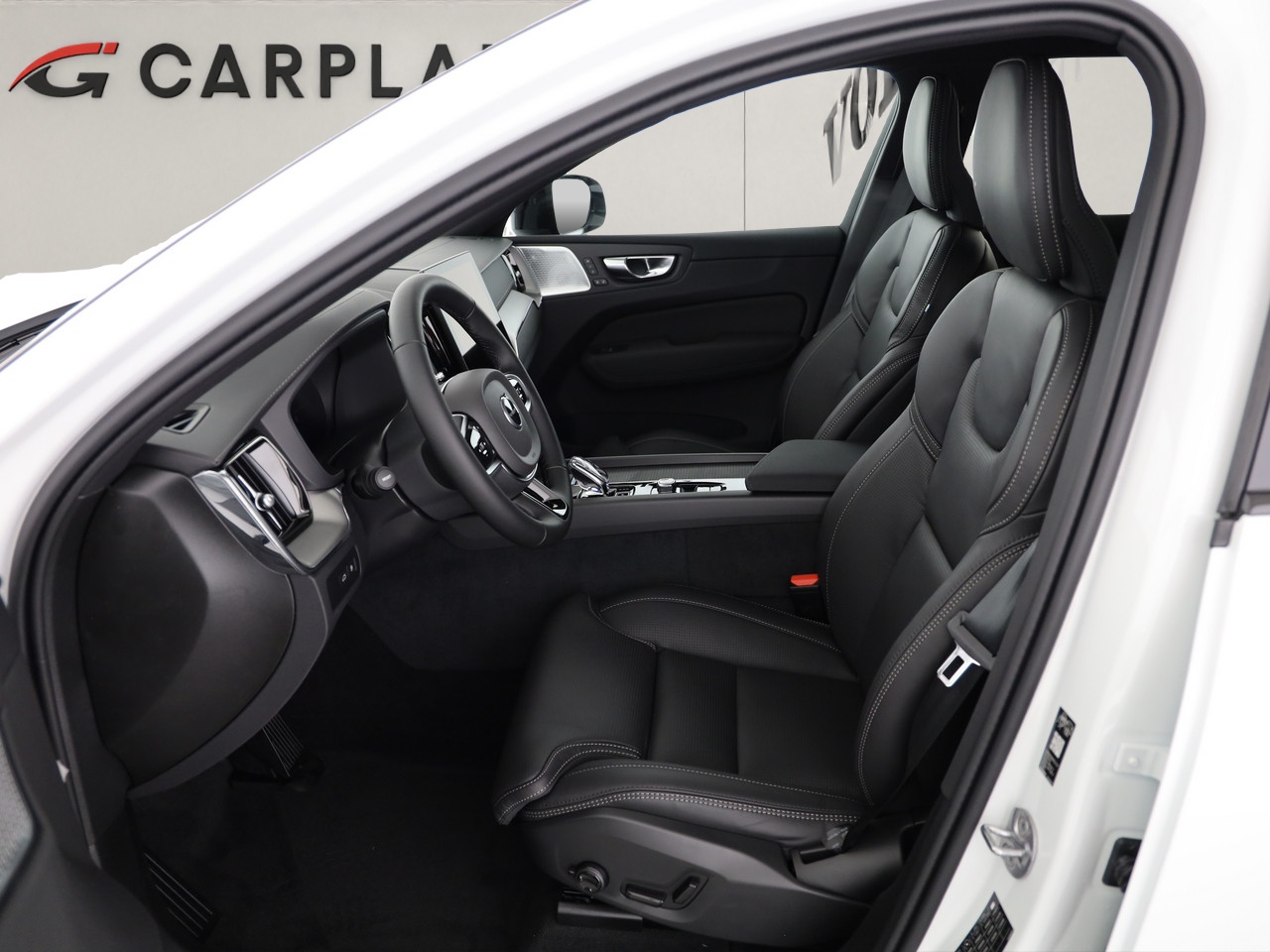 VOLVO XC60 2.0 T8 TE Black Edition eAWD-image-5