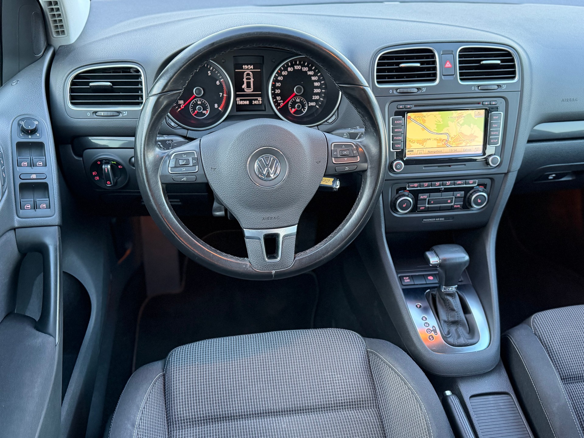 VW Golf 1.4 TSI Comfortline DSG-image-7