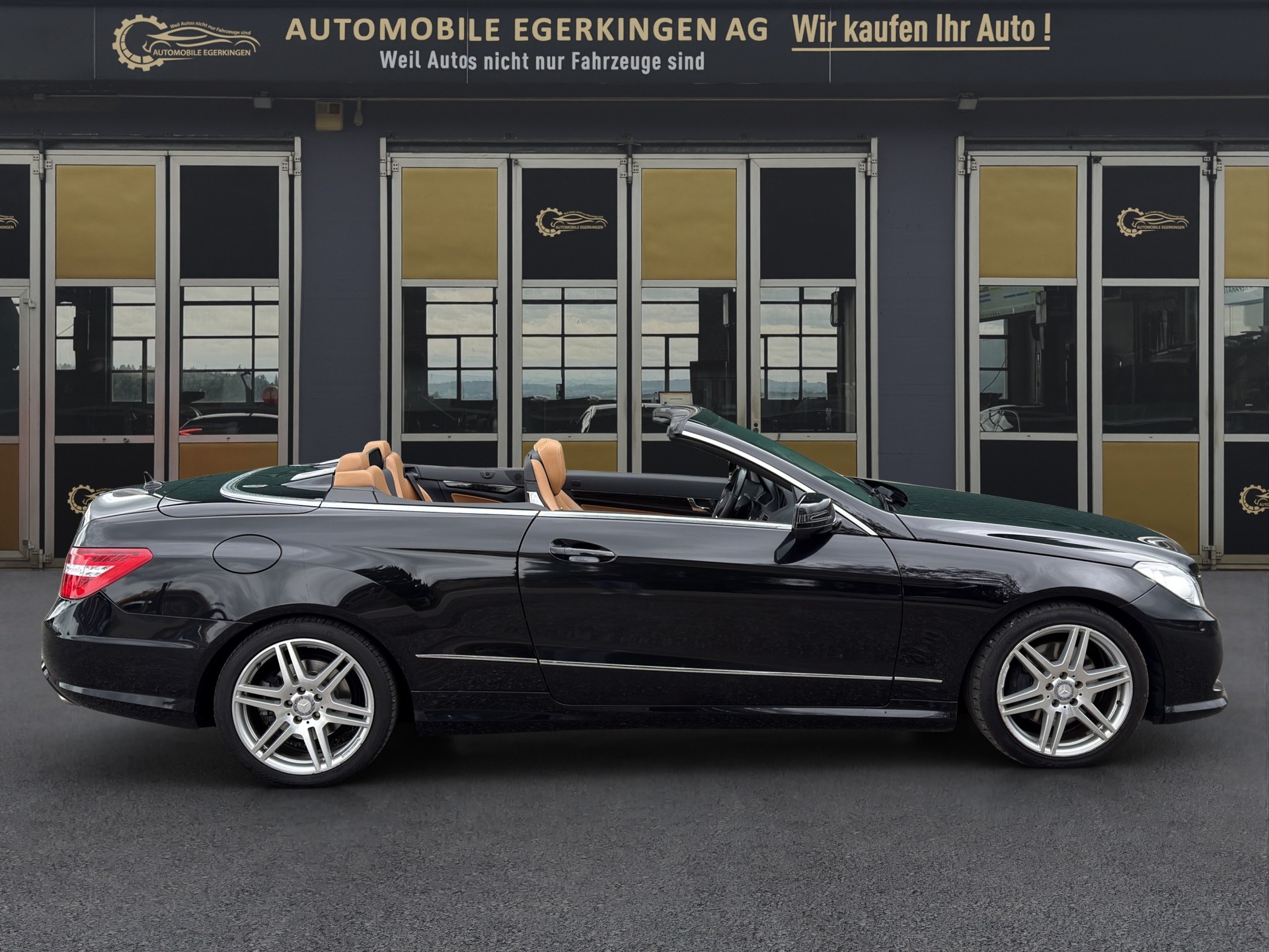 MERCEDES-BENZ E 350 BlueEF Avantgarde Cabriolet-image-3