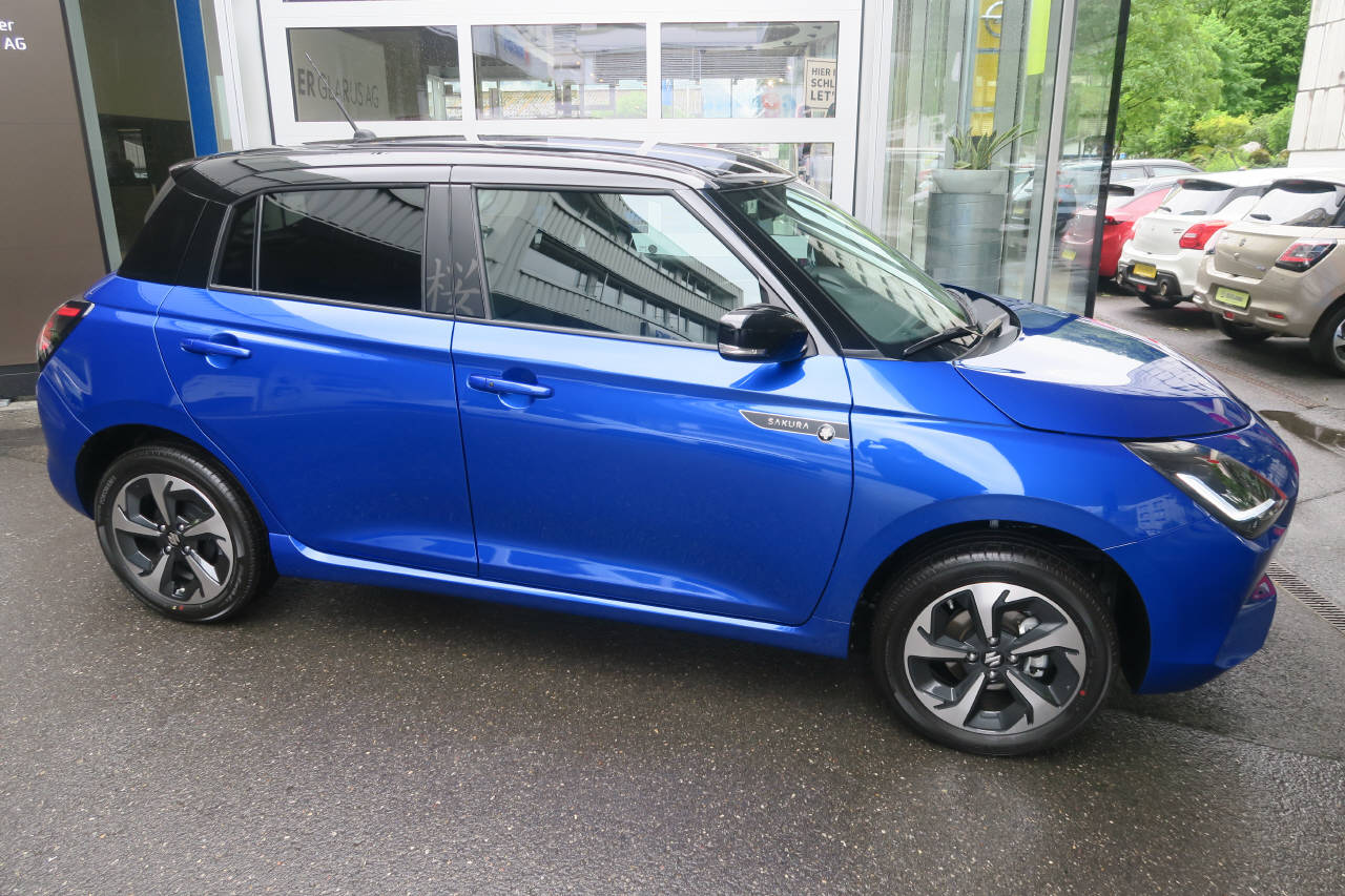 SUZUKI Swift 1.2 Sakura Top Hybrid 4x4-showroom-element-1